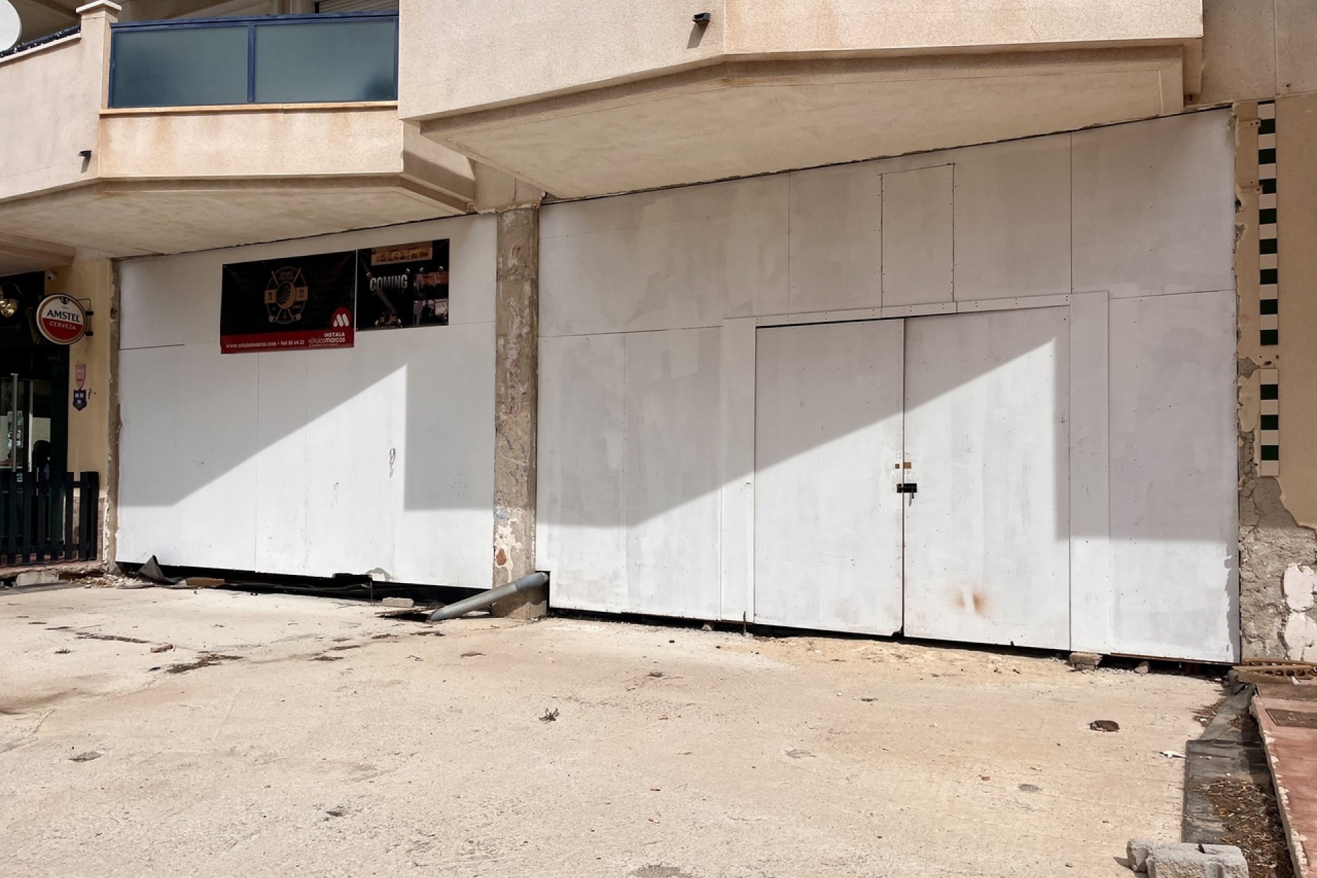 Commercieel pand te koop in Orihuela Costa, 500m van La Zenia strand