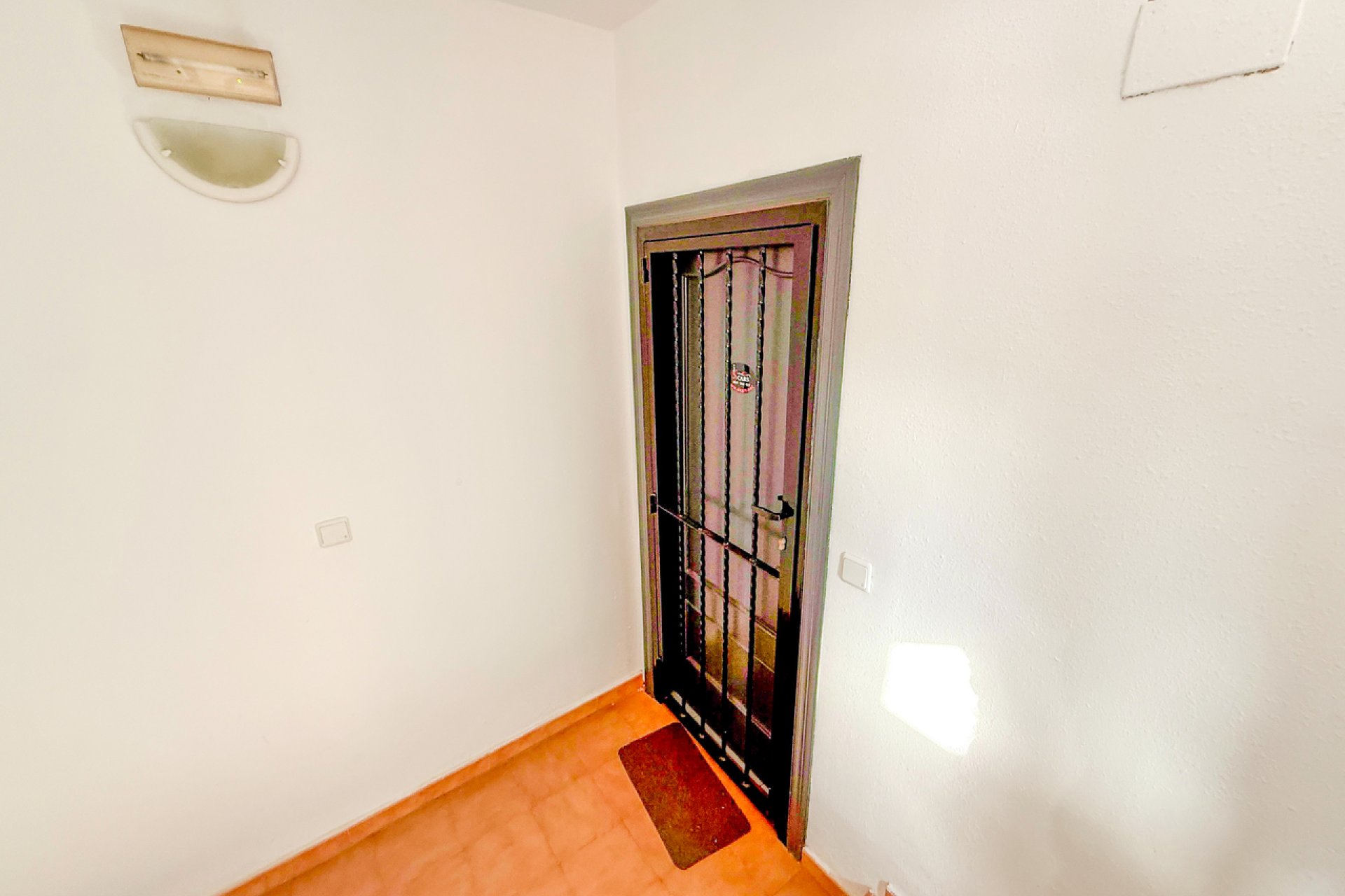 Complejo de apartamentos en San Miguel de Salinas con licencia de alquiler