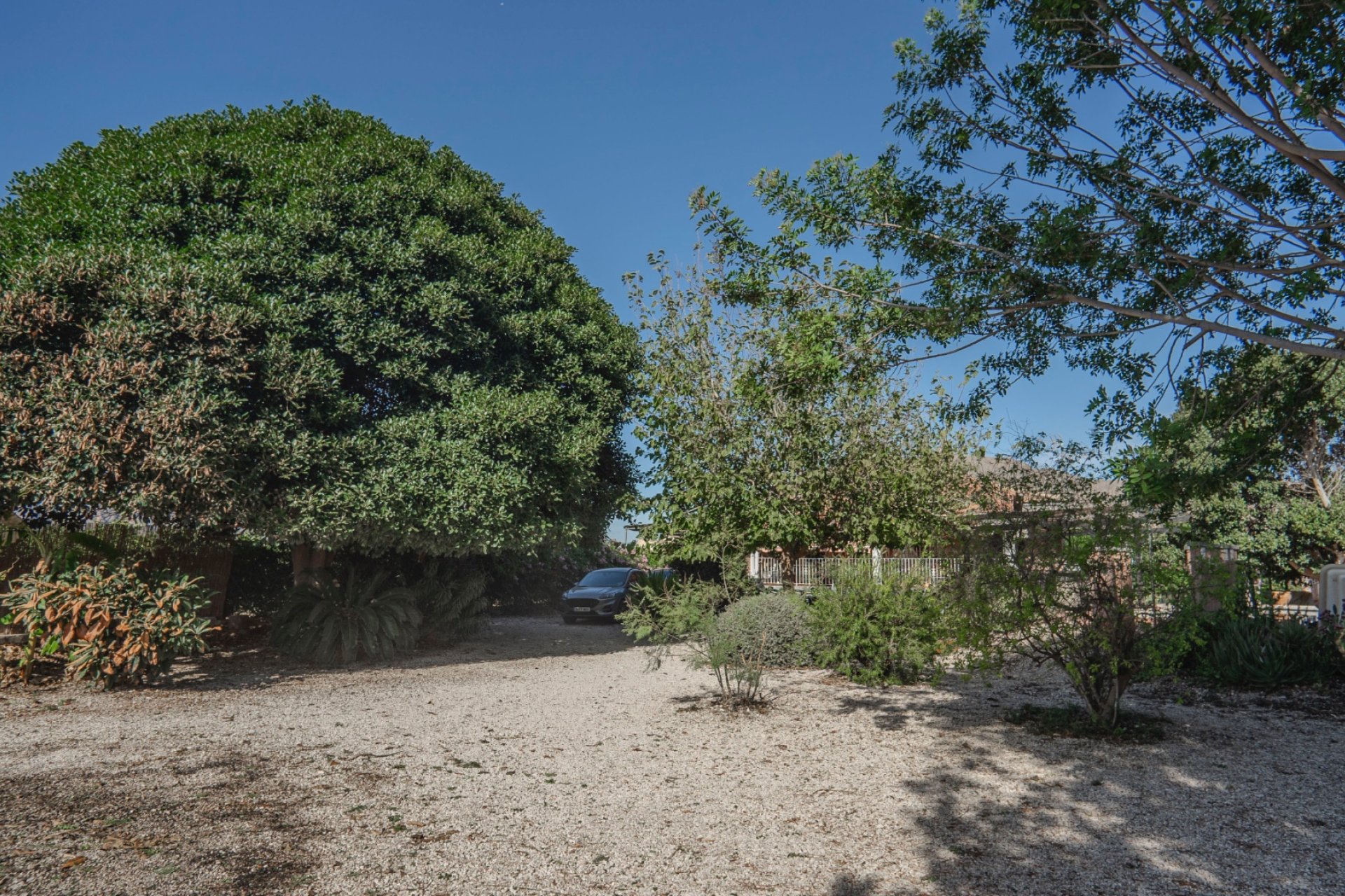 Country house with private pool, mountain views, and 3 bedrooms in Orihuela