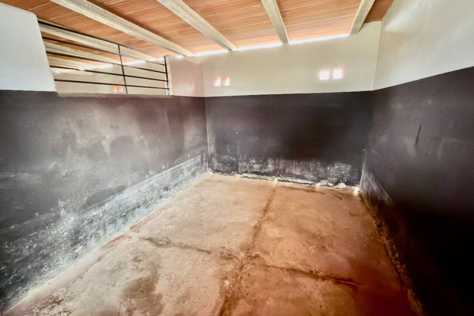 ﻿Country villa in Almoradí with a private pool, 6 bedrooms, and horse-riding facilities