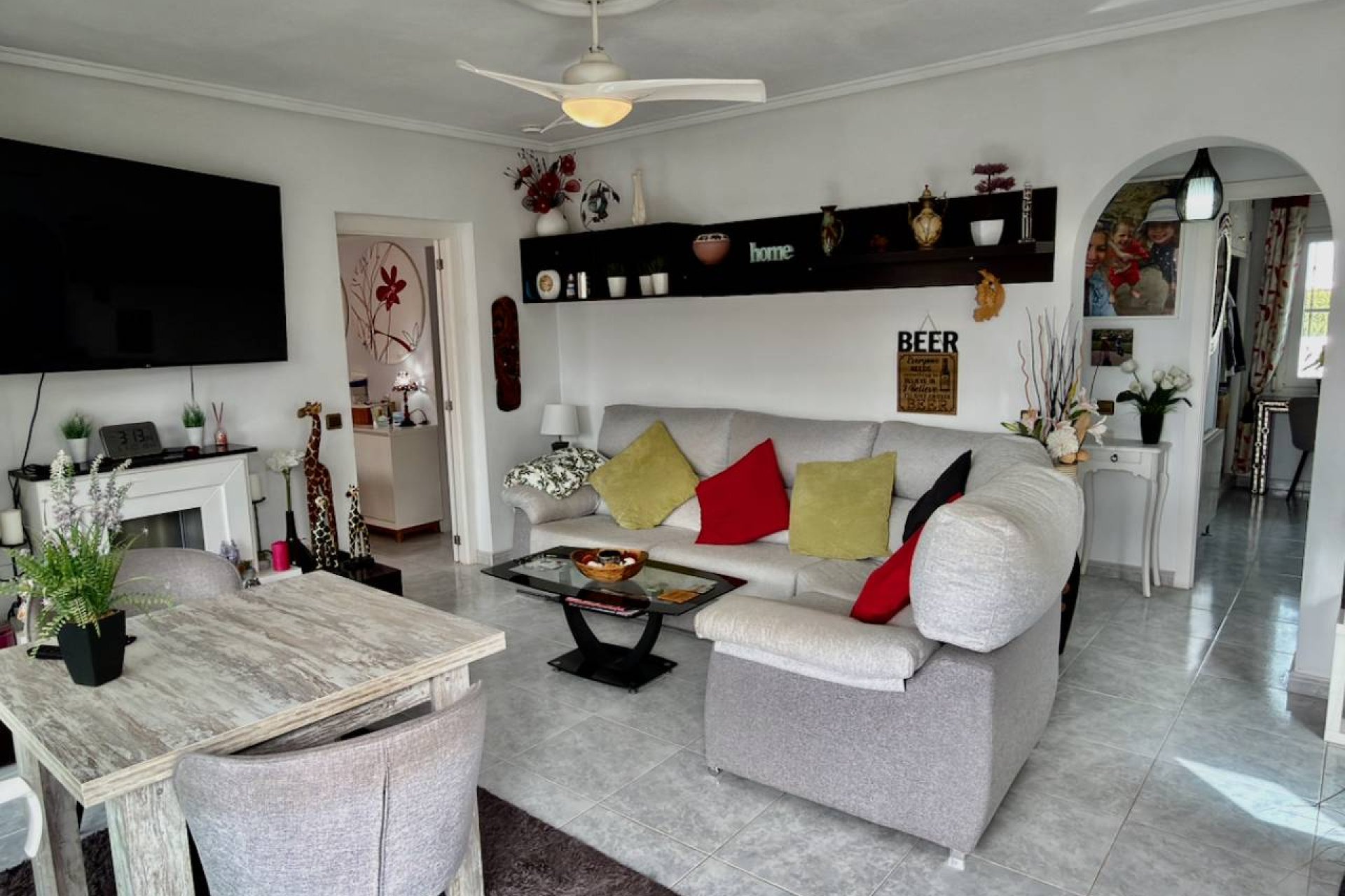 Detached 3-bedroom villa with a private garden and pool in Ciudad Quesada