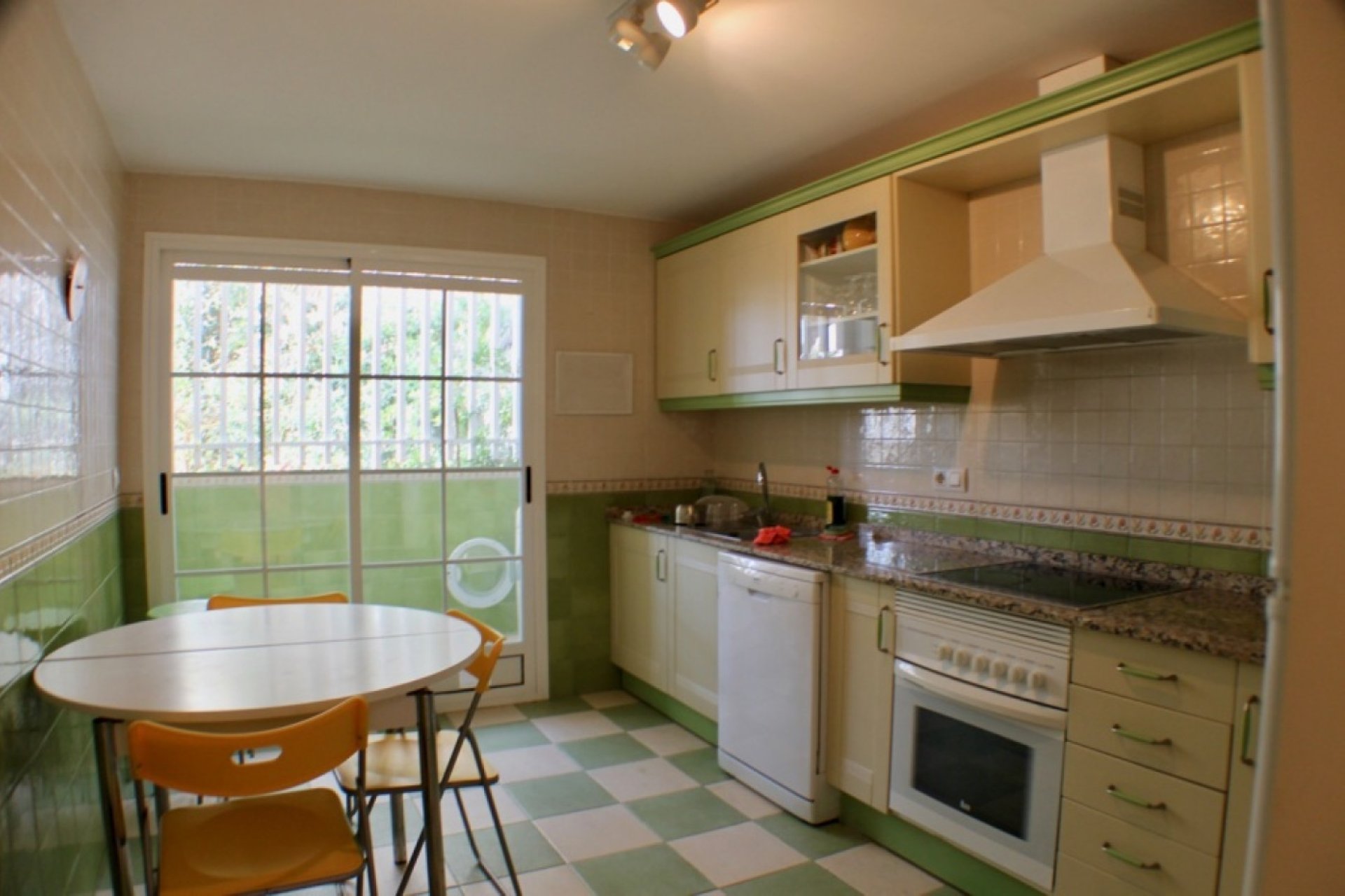 Detached chalet with private pool near Paradise Beach in Villajoyosa