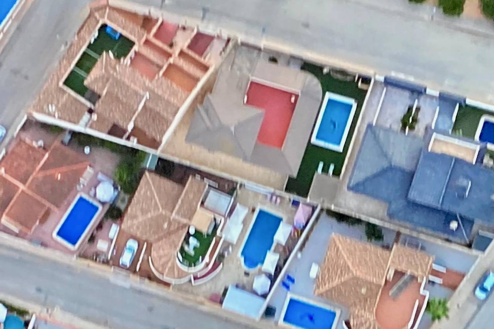 Detached luxury villa with 6 bedrooms, a private pool, and a separate apartment in Benijofar