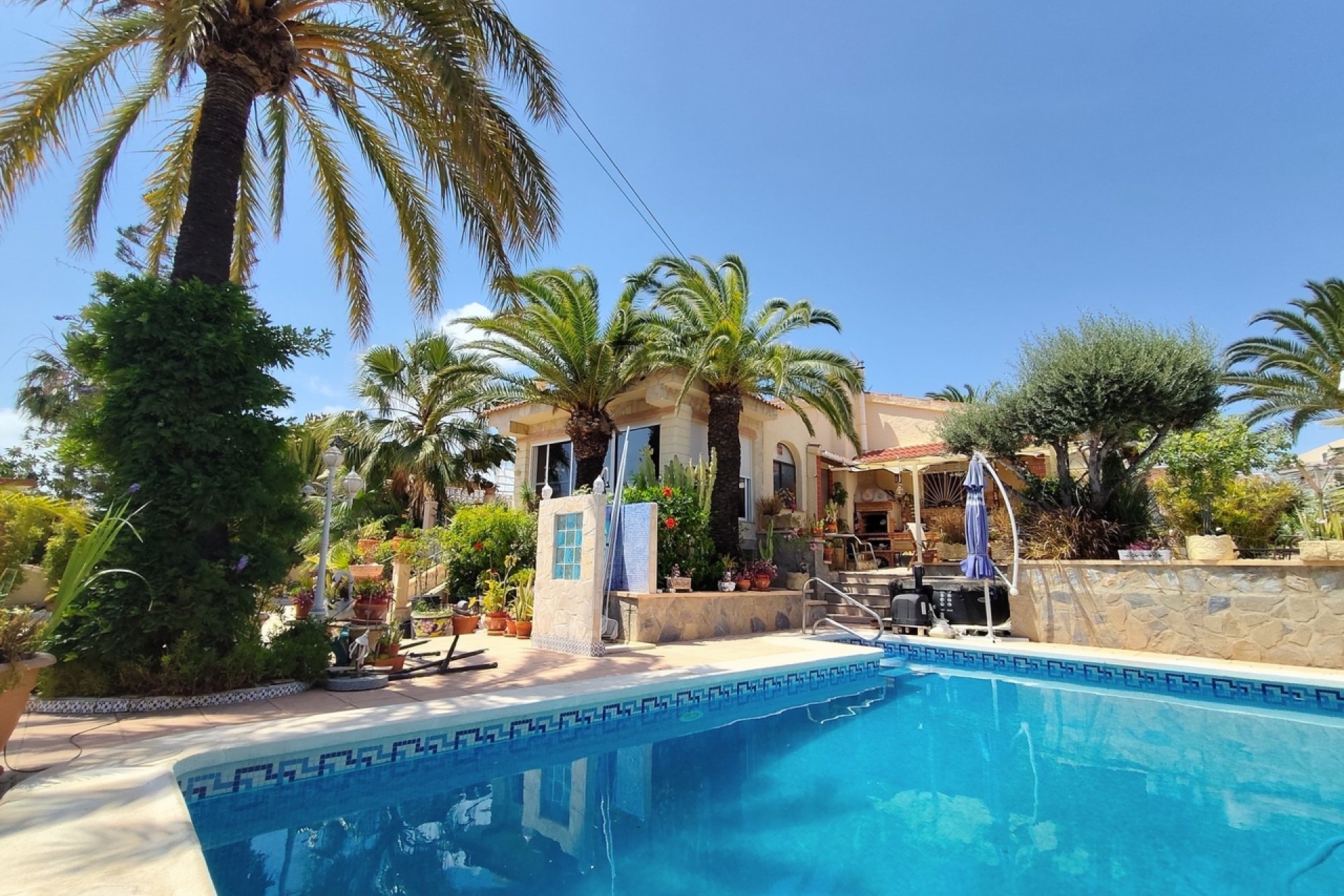 Detached villa in Ciudad Quesada with private pool and ocean view