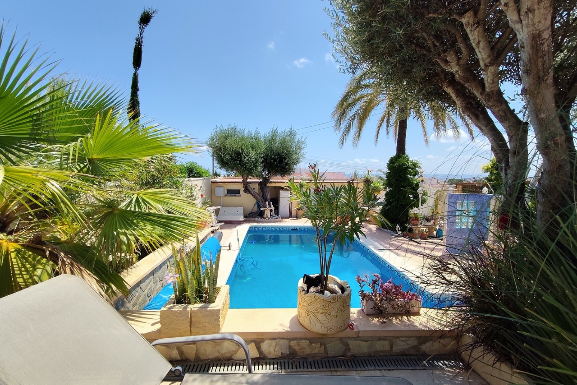 Detached villa in Ciudad Quesada with private pool and ocean view