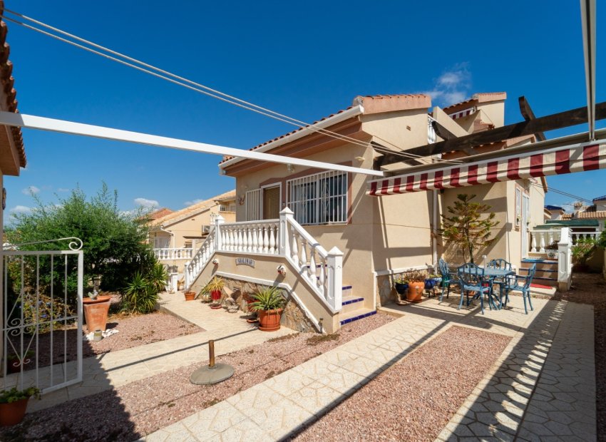 Detached villa with private pool and 3 bedrooms in Rojales, Costa Blanca