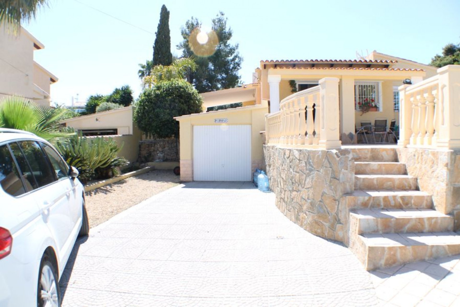Detached villa with private pool and garden in quiet Alfaz del Pi, 3 bedrooms