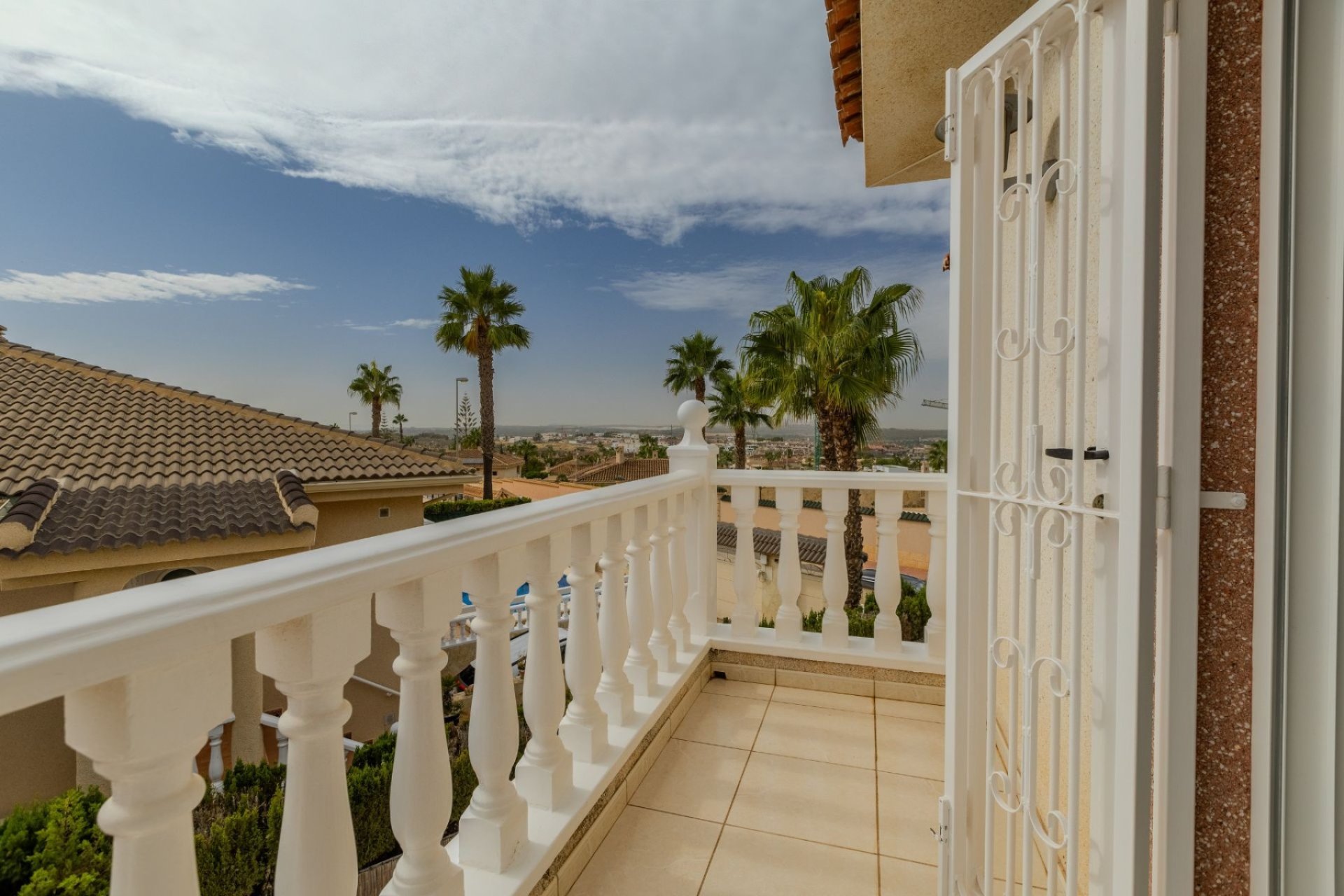 Detached Villa with Stunning Views and Pool for Sale in Benimar II, Rojales