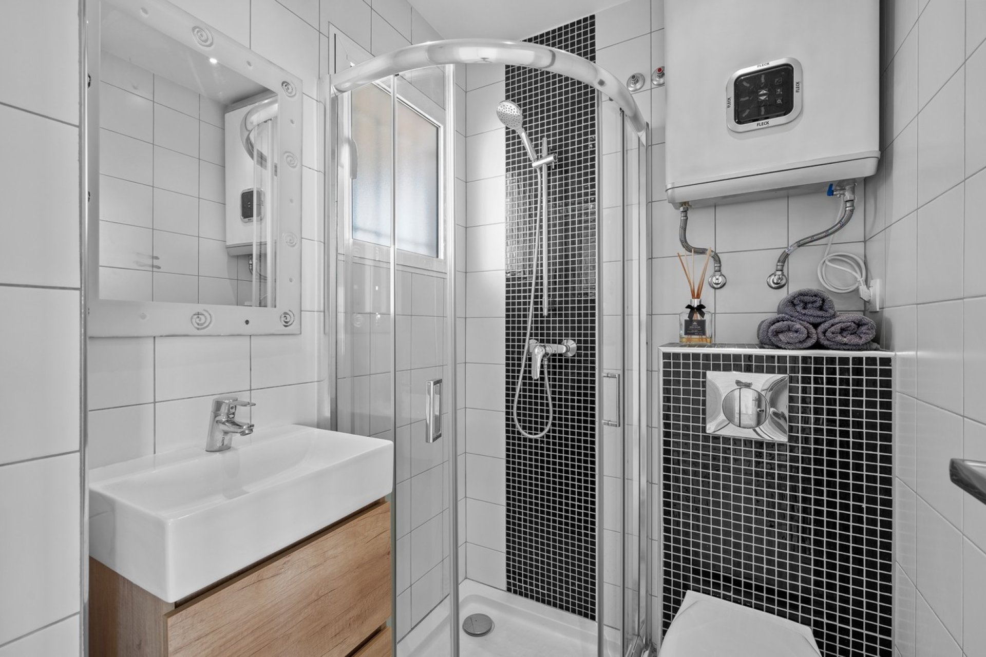 Duplex-penthouse met zeezicht en zwembad in Punta Prima, Torrevieja, 700m van strand