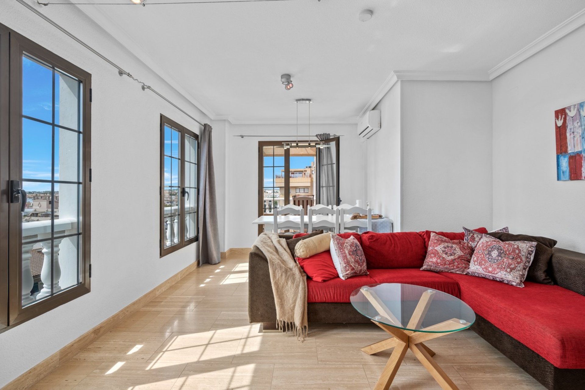 Duplex penthouse with ocean views and a pool in Punta Prima, Torrevieja, 700 meters from the beach