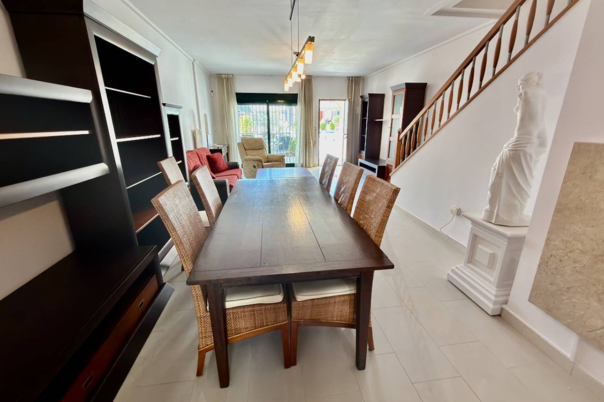 Elegant 3-bedroom townhouse with a garden and shared pool in Ciudad Quesada