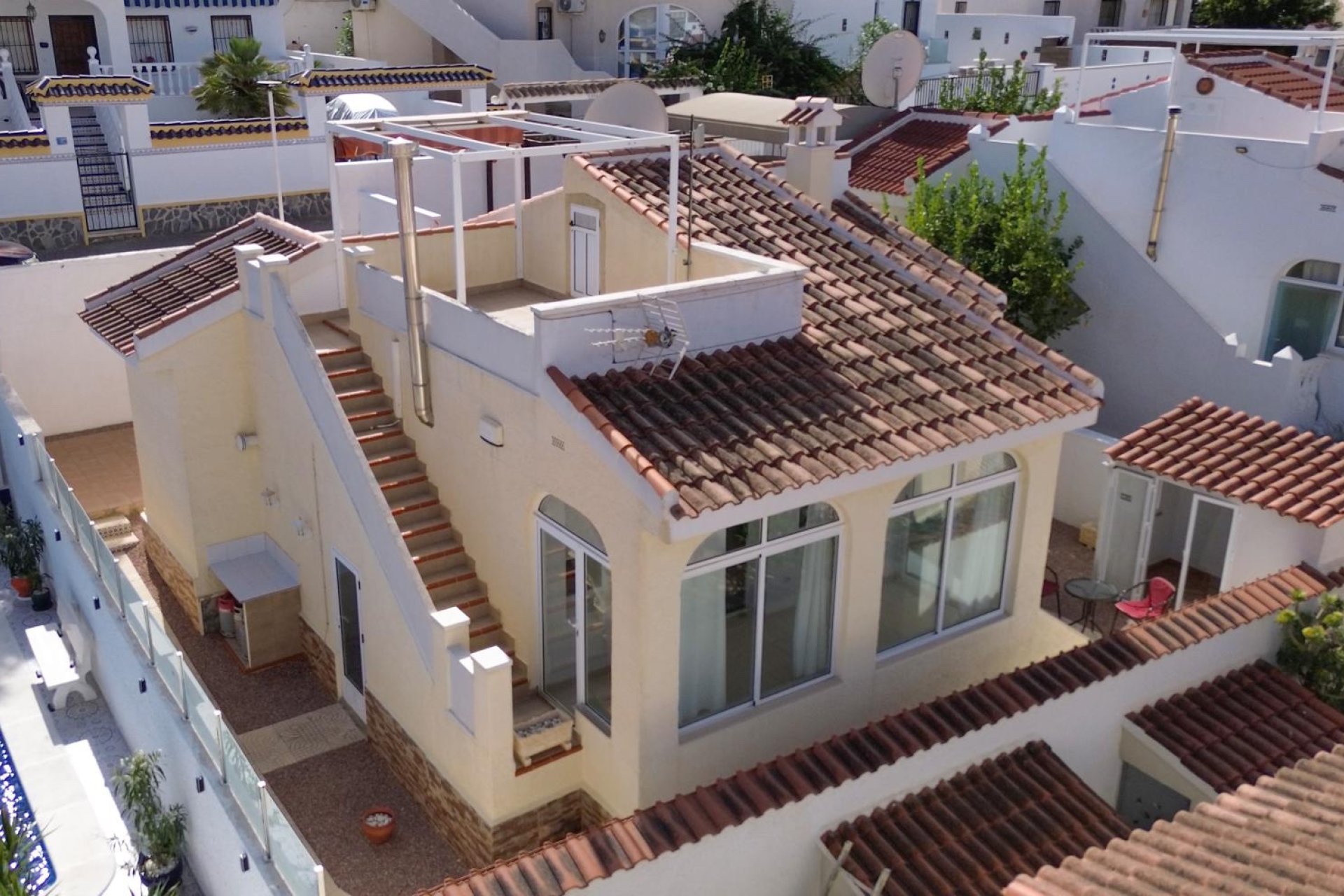 ﻿Elegante villa Sabina con piscina privada y 2 dormitorios en Ciudad Quesada