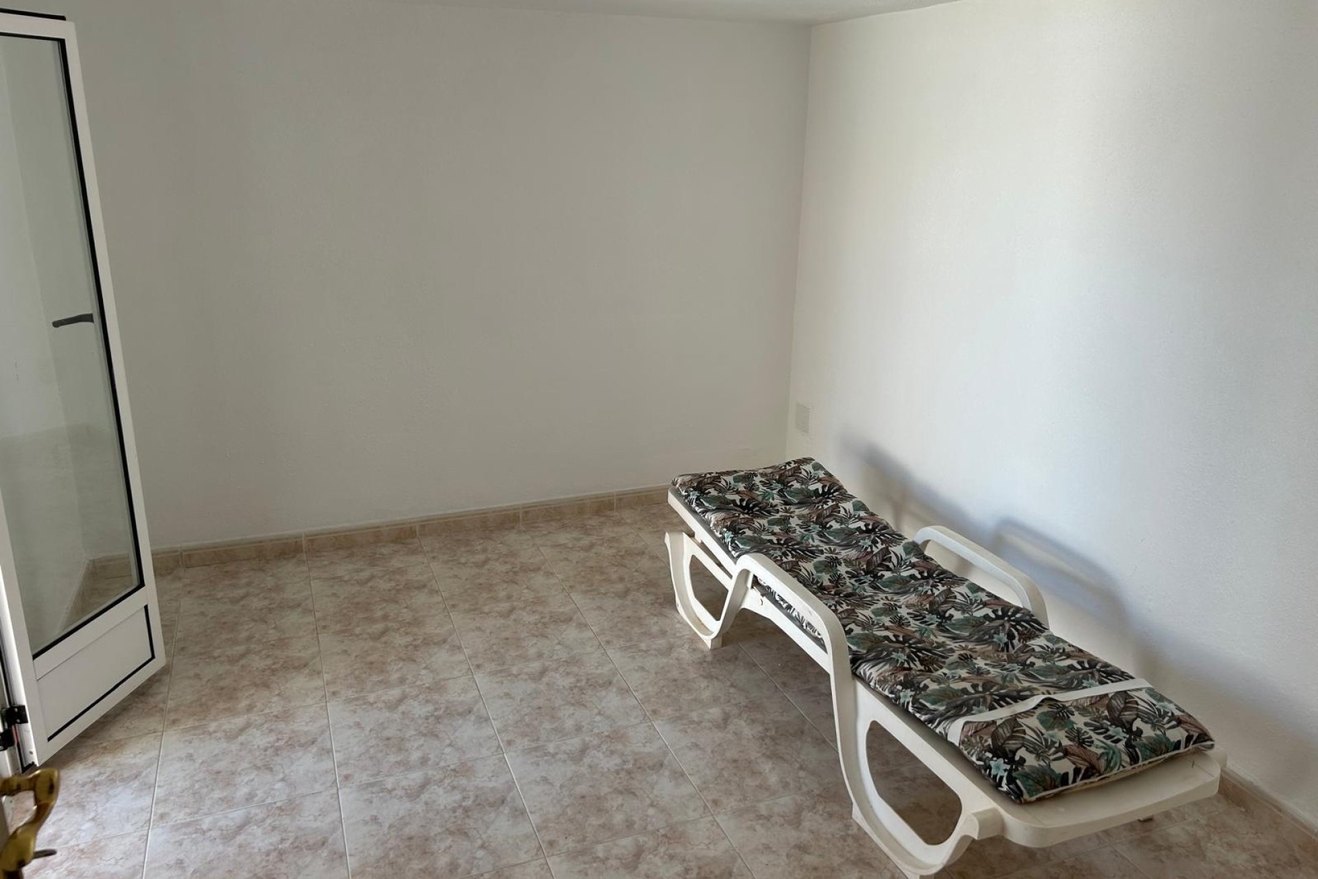 ﻿Elegante villa Sabina con piscina privada y 2 dormitorios en Ciudad Quesada
