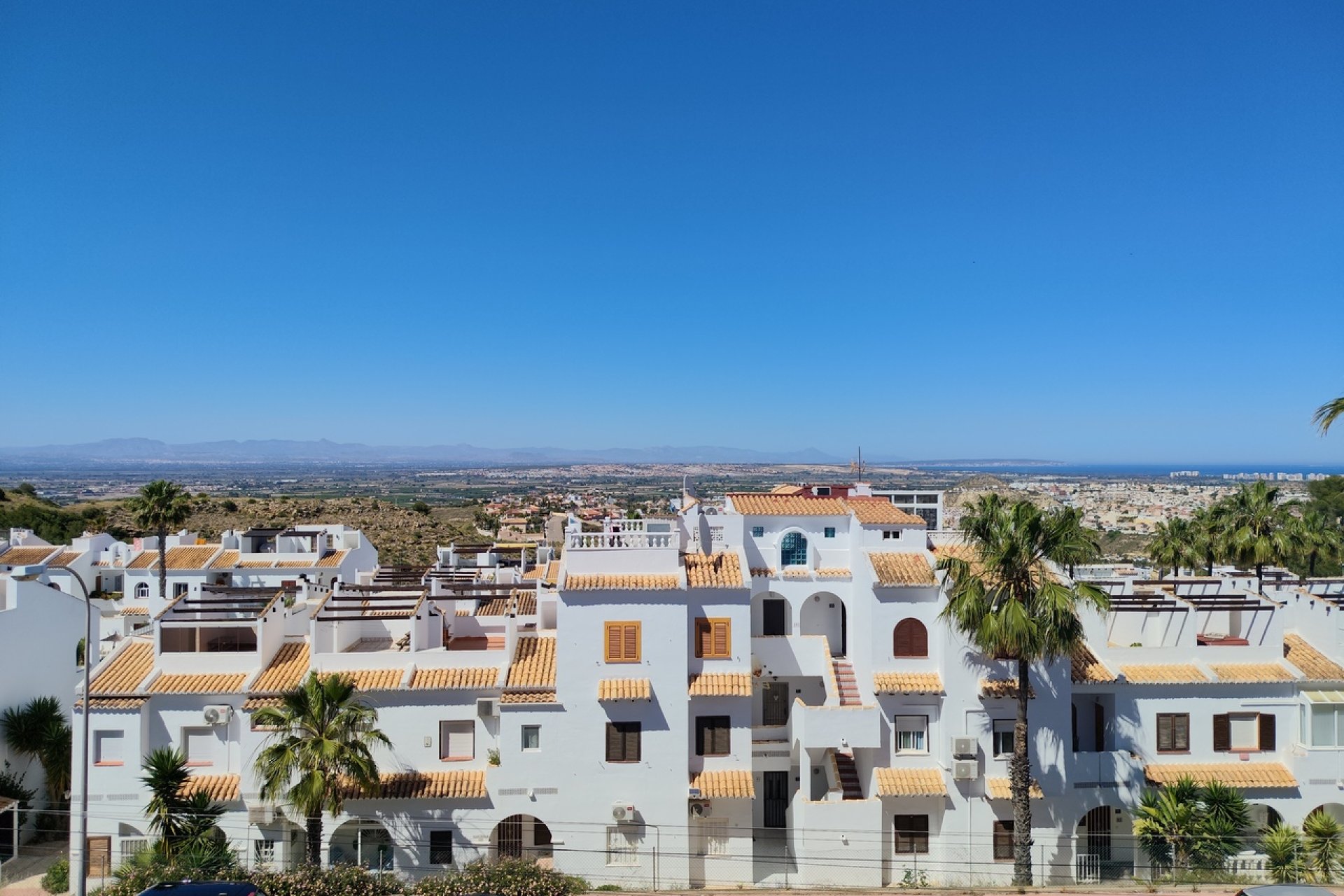 Encantador bungalow con vistas al mar en Ciudad Quesada
