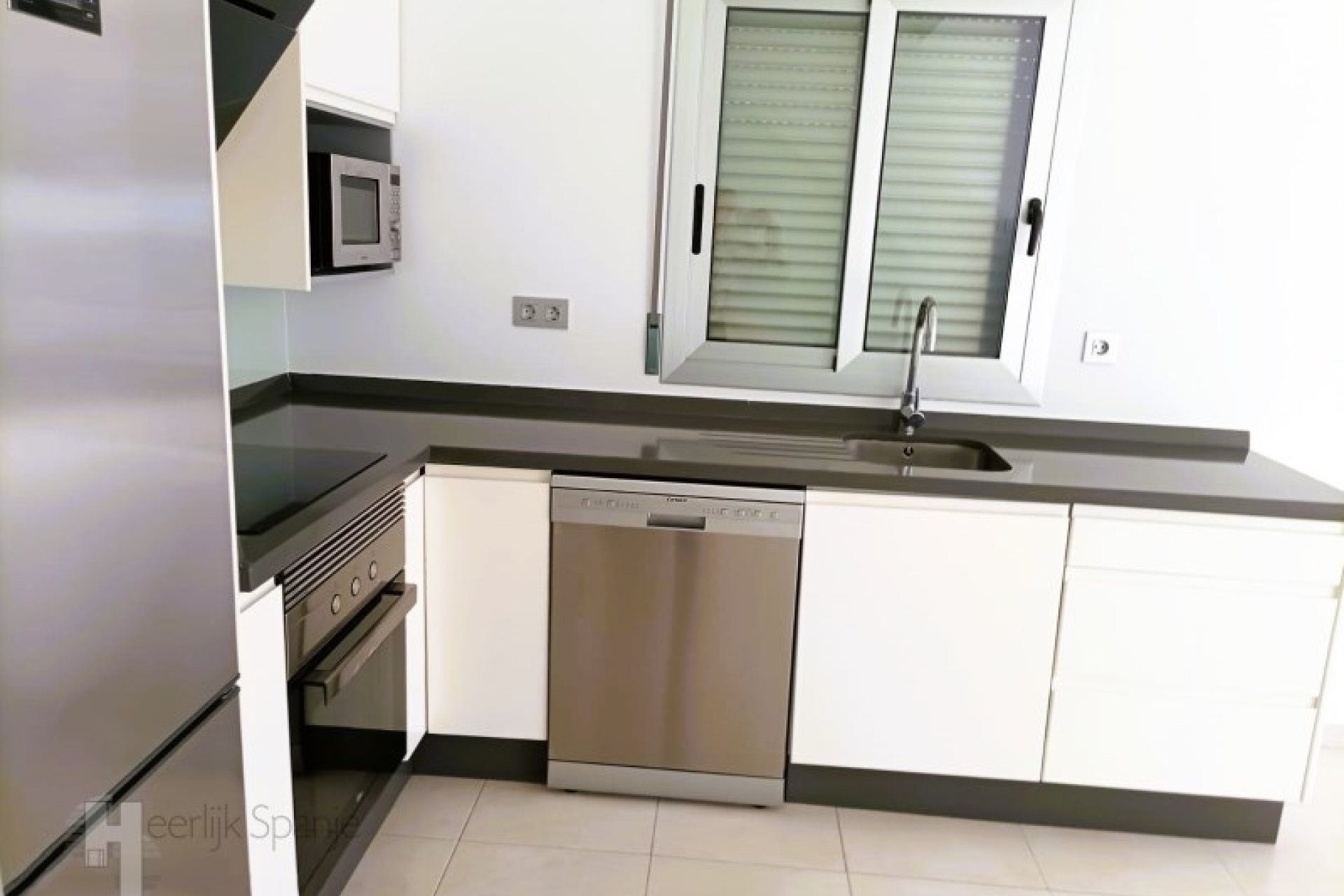 Encantadora casa de 3 dormitorios con orientación sur y piscina privada en Lo Pagán