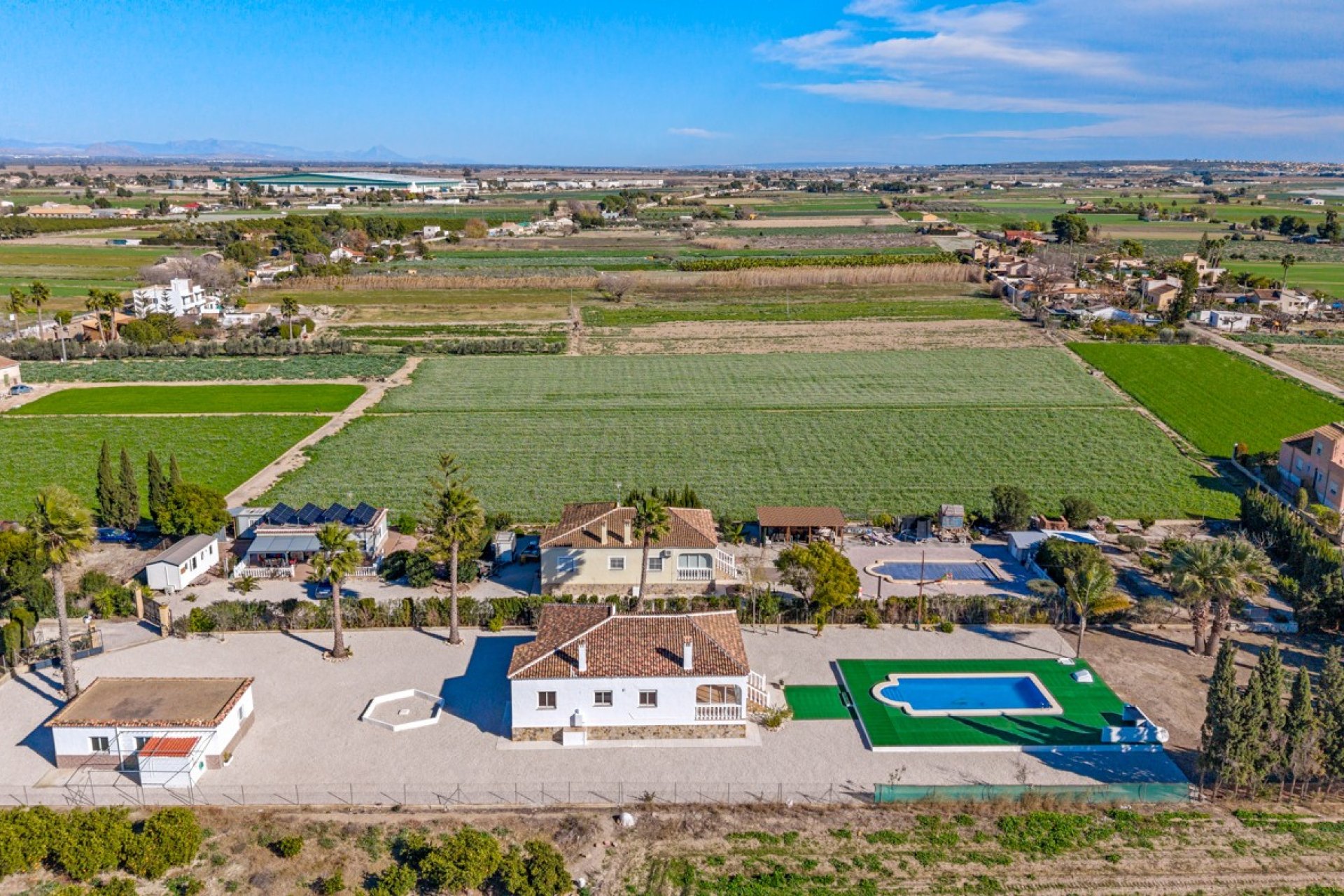 Encantadora casa de campo con casa de invitados, piscina y privacidad en Dolores, Costa Blanca