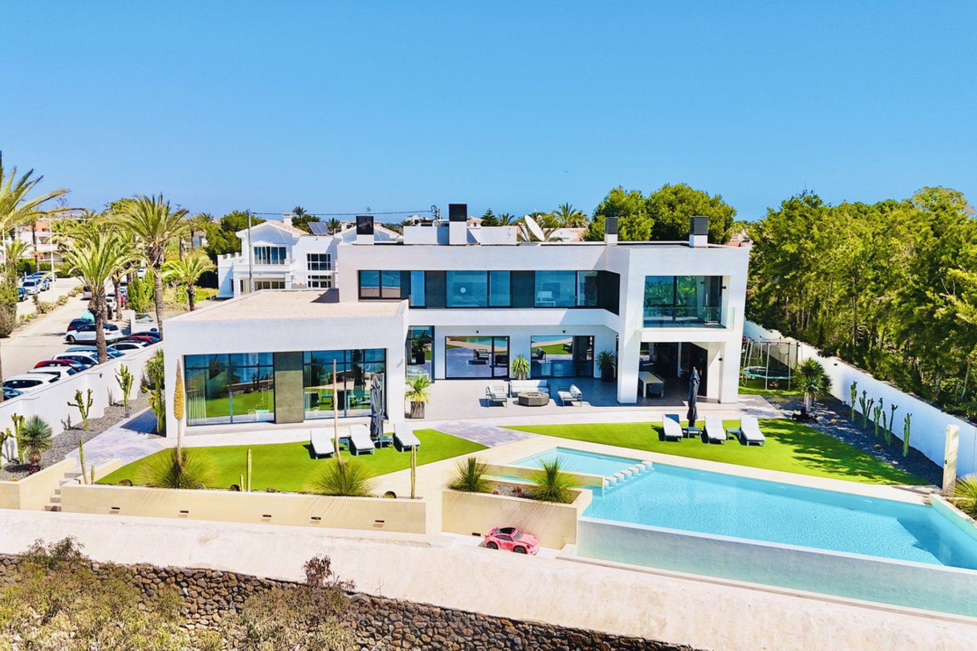 Exclusieve villa aan zee in Cabo Roig met panoramisch uitzicht en privézwembad