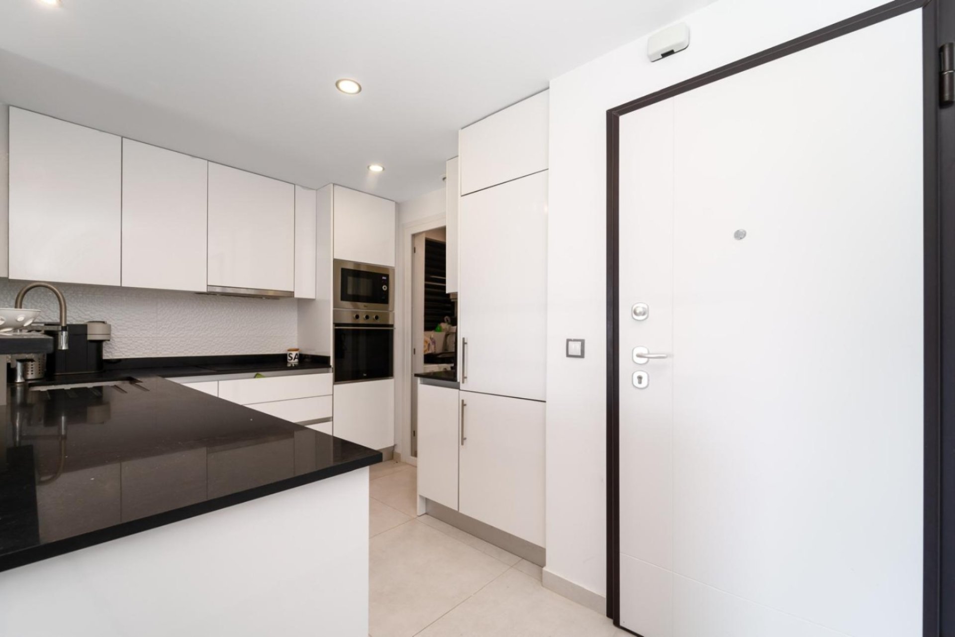 Exclusive apartment in Arenales del Sol with sea views, garden, and pool