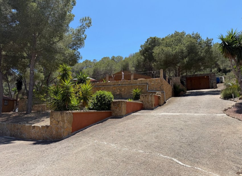Finca - Bestaande bouw -
            Orihuela - CW-94798