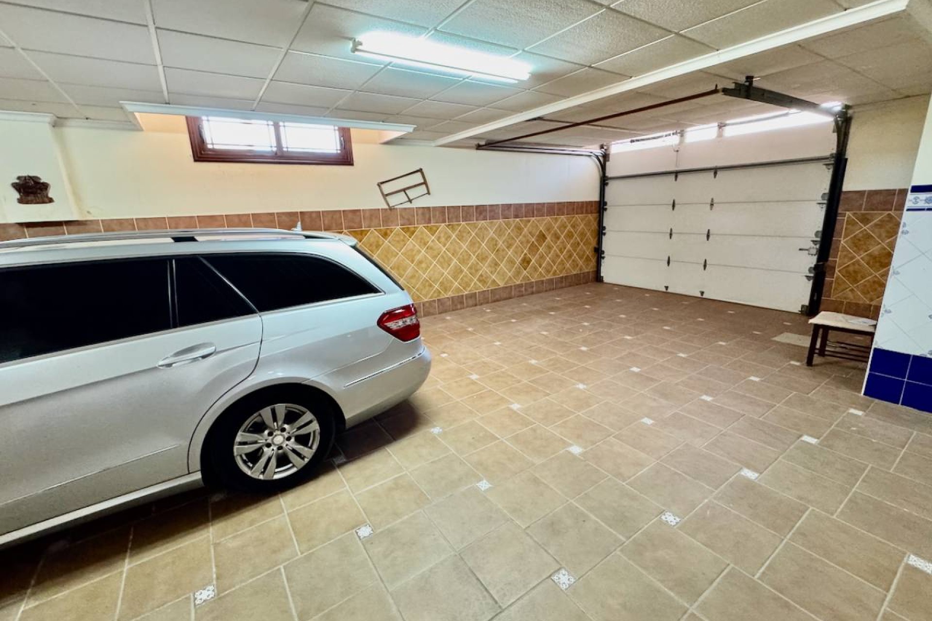 Finca exclusiva de 4 dormitorios, piscina privada y amplio jardín en Los Montesinos