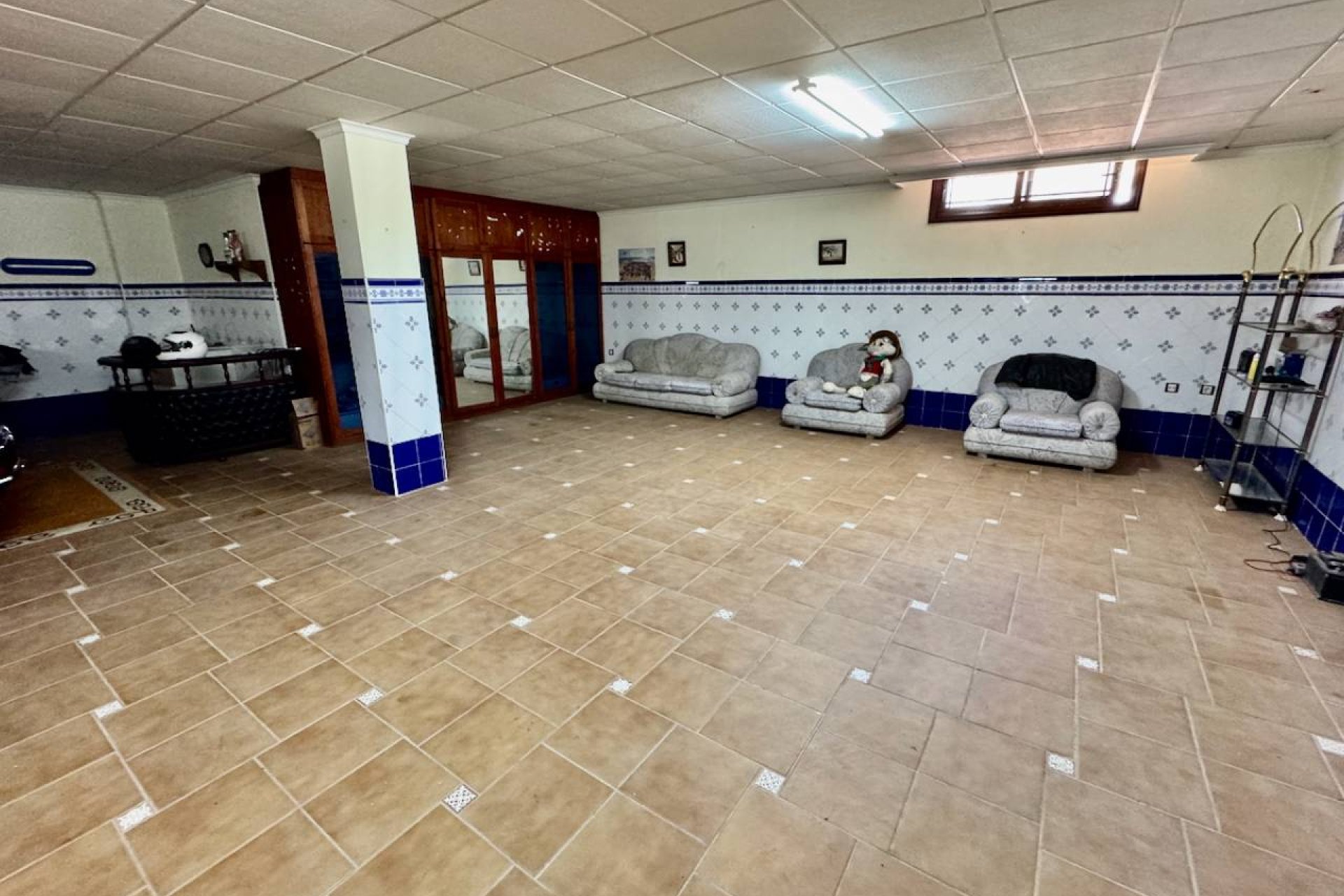 Finca exclusiva de 4 dormitorios, piscina privada y amplio jardín en Los Montesinos