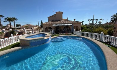Finca - Reventa - Catral -
                Catral