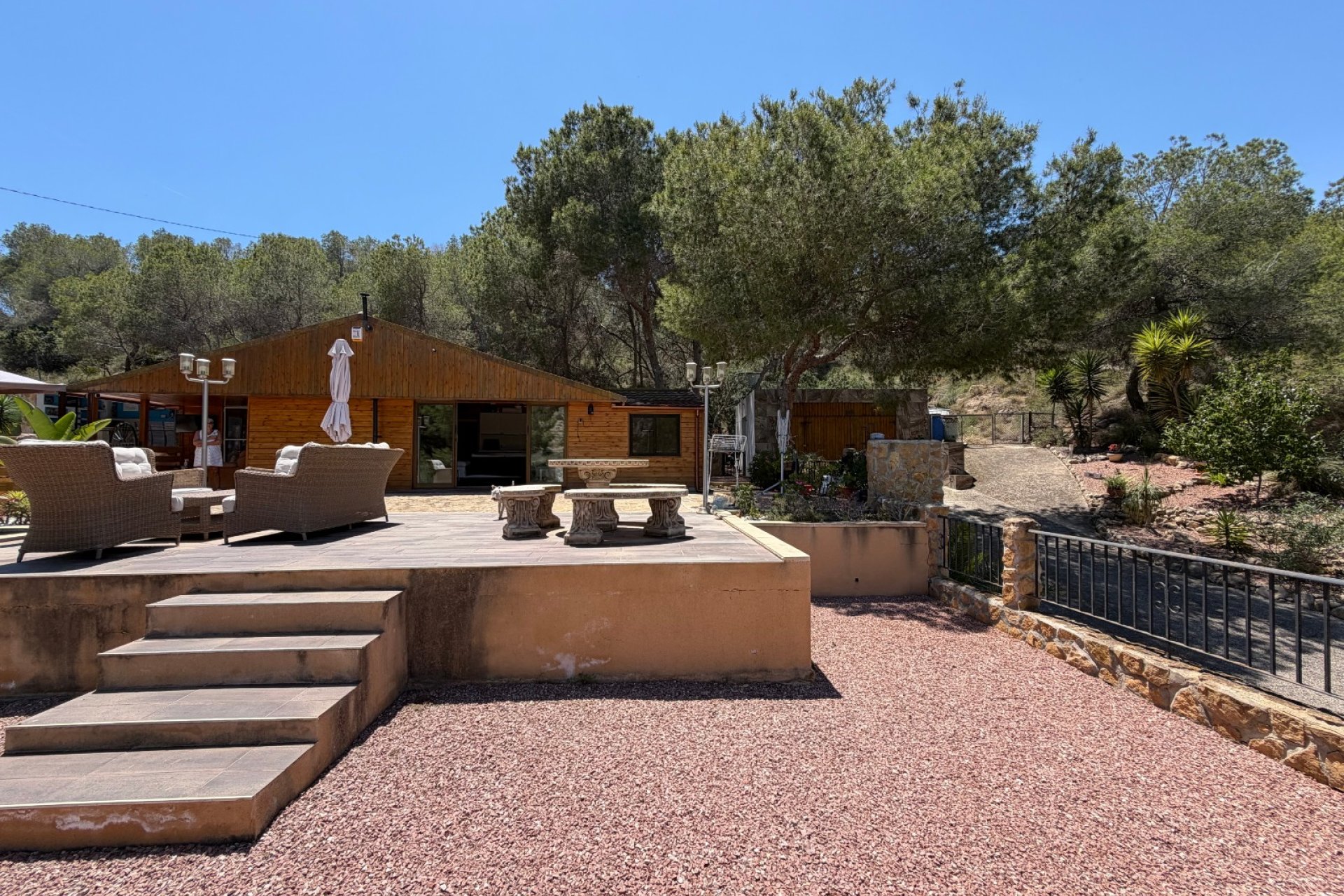Finca soleada con piscina privada y casa de invitados en Torremendo