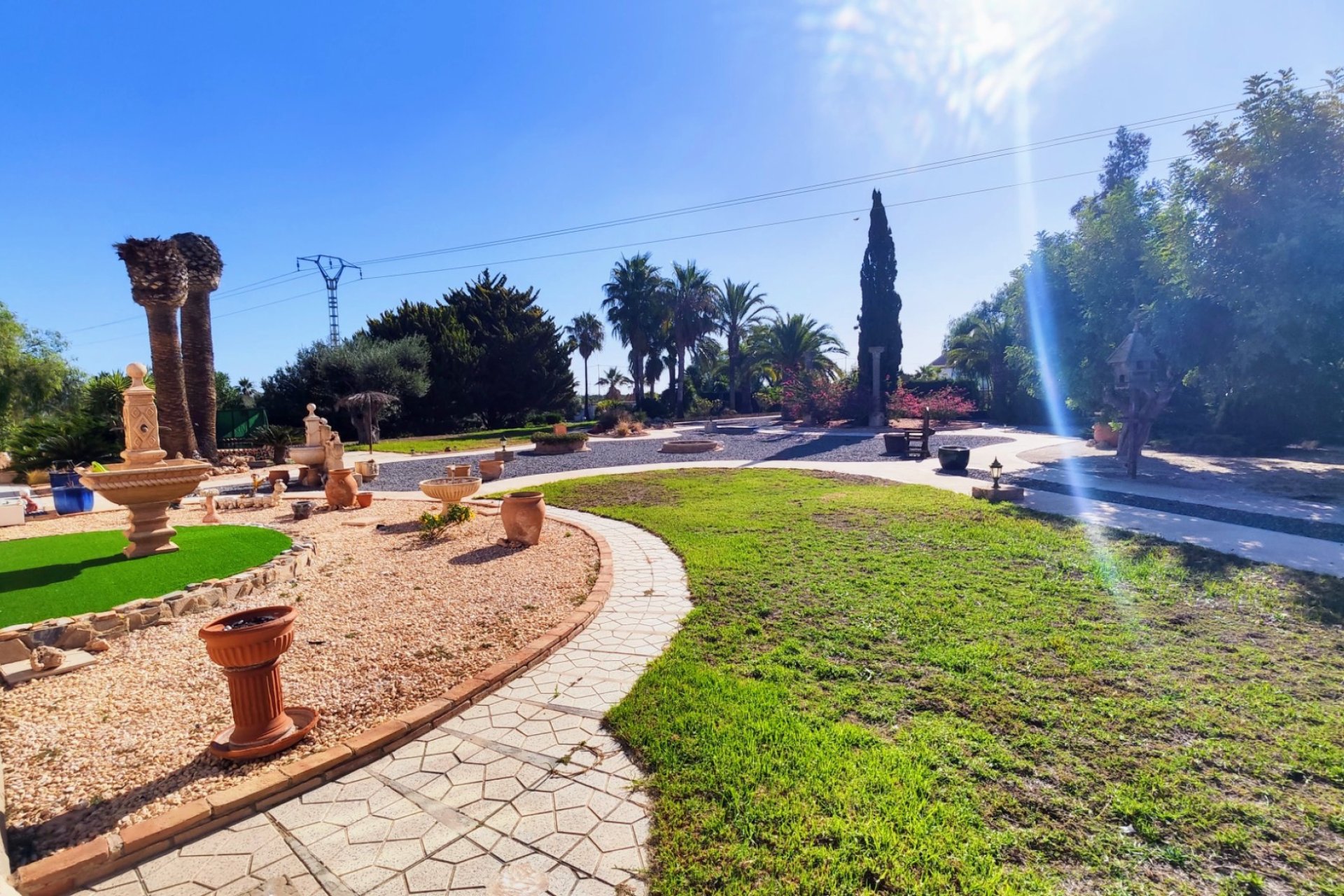 Finca única de 5 dormitorios con piscina privada y vistas a la montaña en San Miguel de Salinas