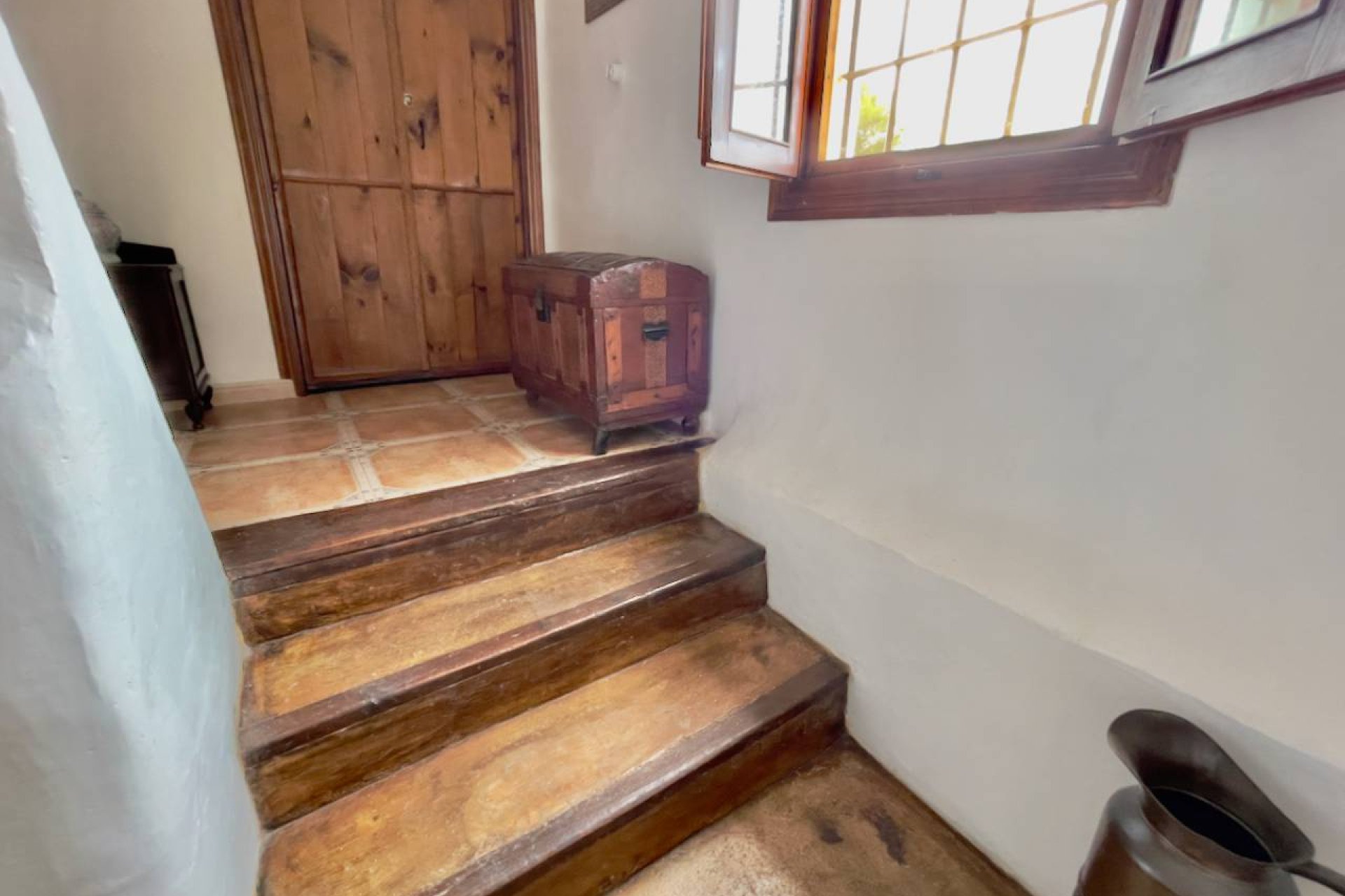 Finca única en venta en Orihuela con 8 dormitorios, piscina privada y amplia parcela