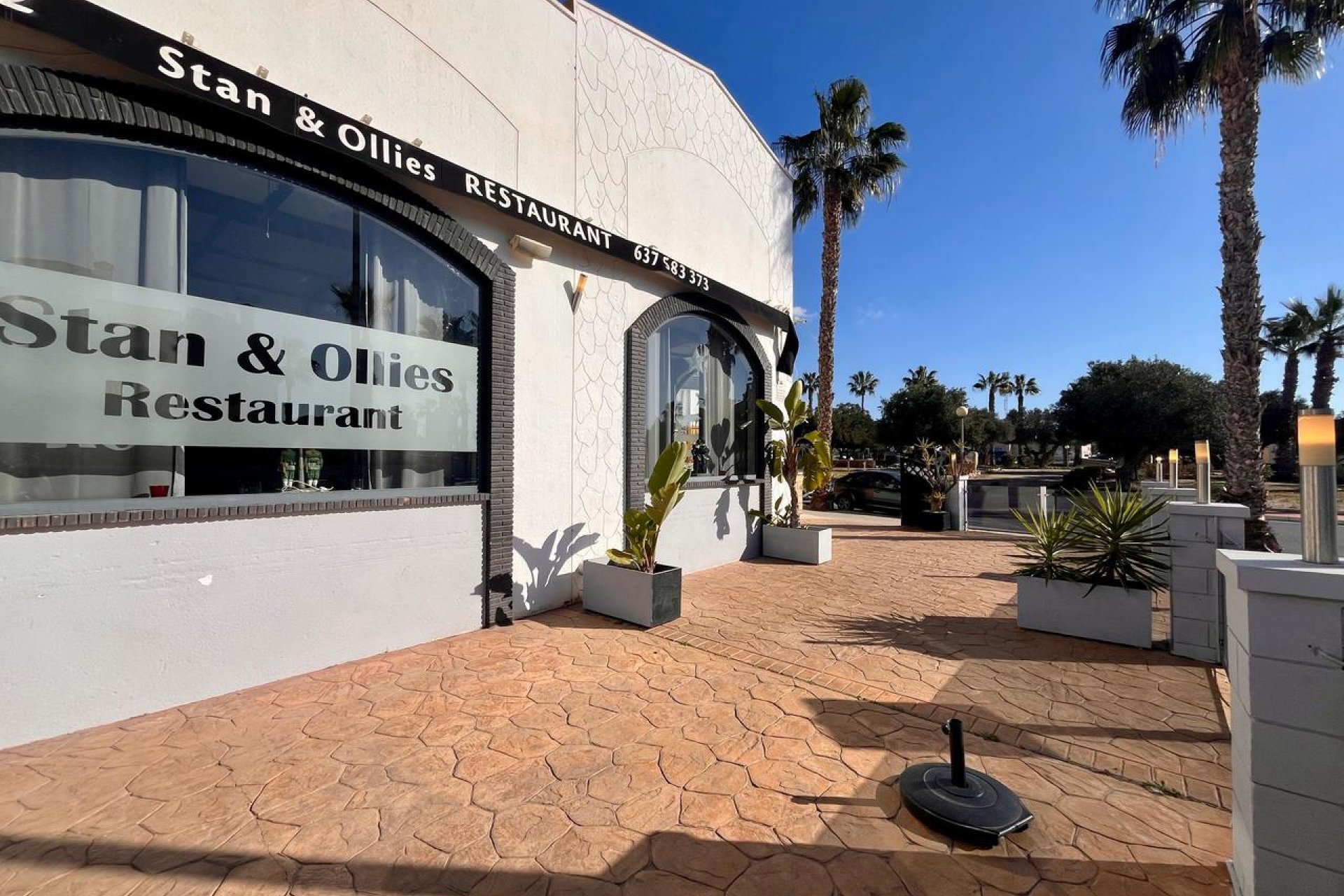 For Sale: Successful restaurant in El Raso, Guardamar – 320 m², fully furnished