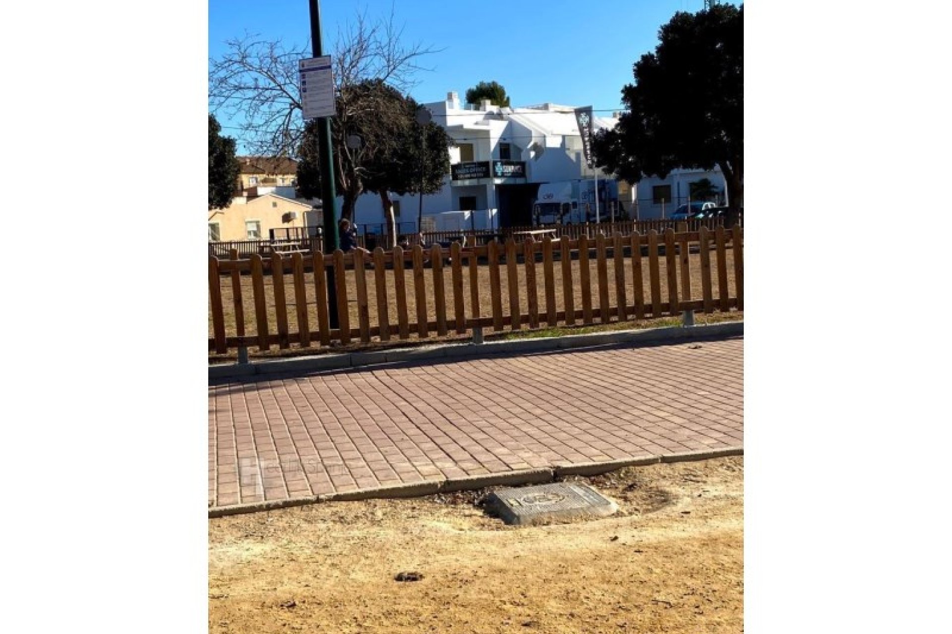 Ground-floor 2-bedroom apartment with a terrace and a pool in Pilar de la Horadada