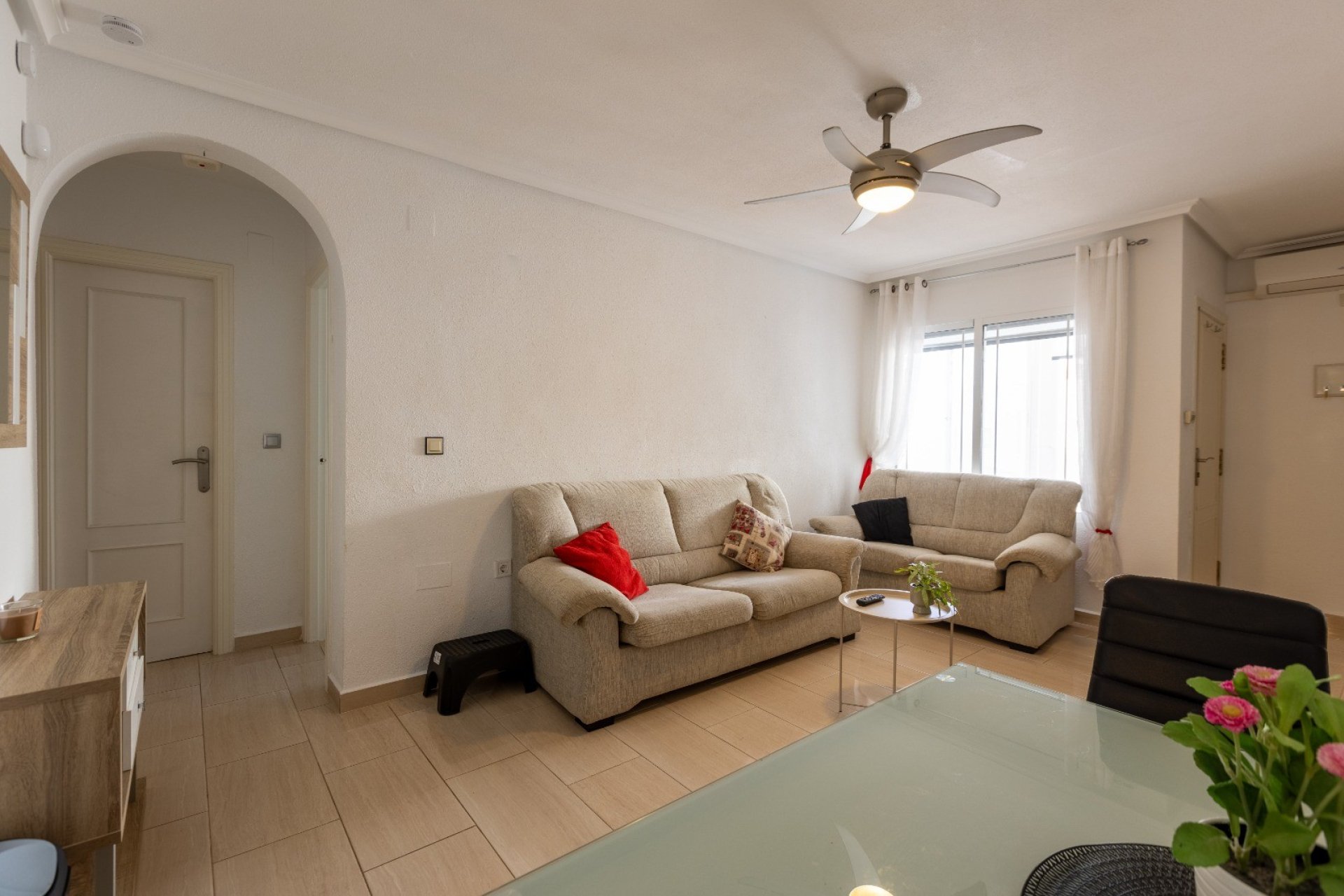 Ground floor apartment with 2 bedrooms and swimming pool near Vistabella Golf