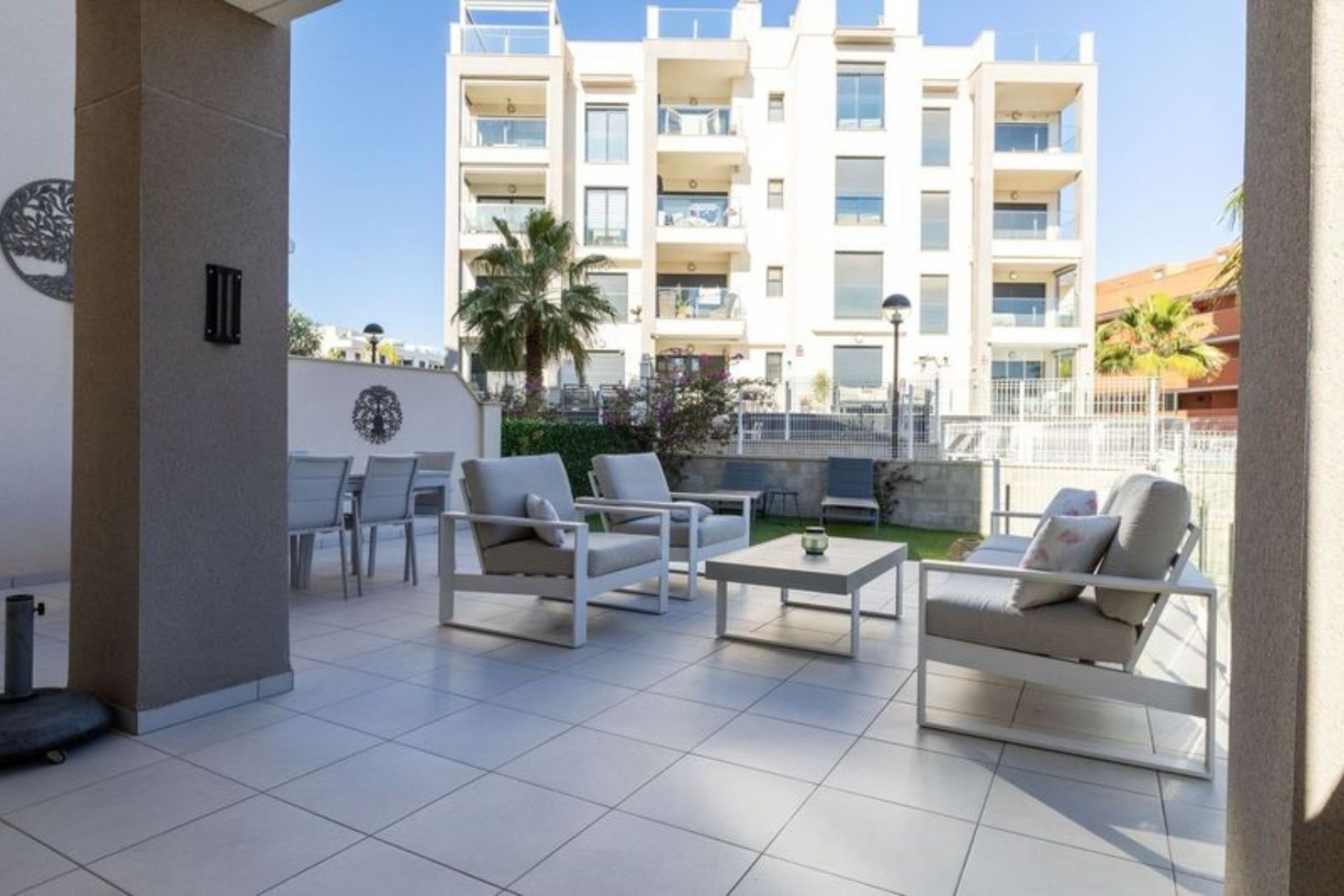 Hermoso apartamento en planta baja en Valentino Golf I, Villamartín