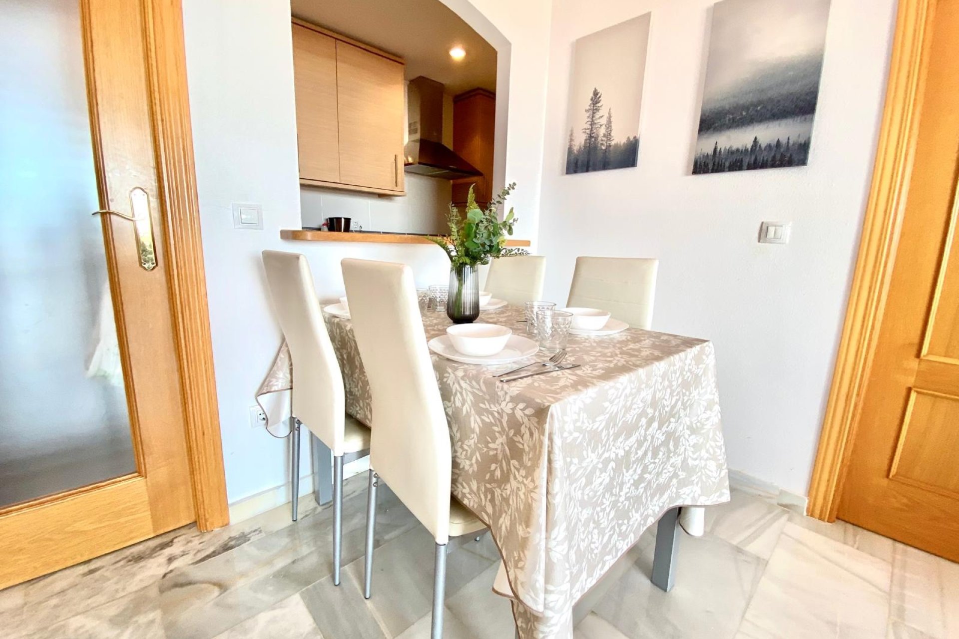 ﻿Amplio apartamento de 2 dormitorios con gran terraza y piscina en Mutxamel, Costa Blanca