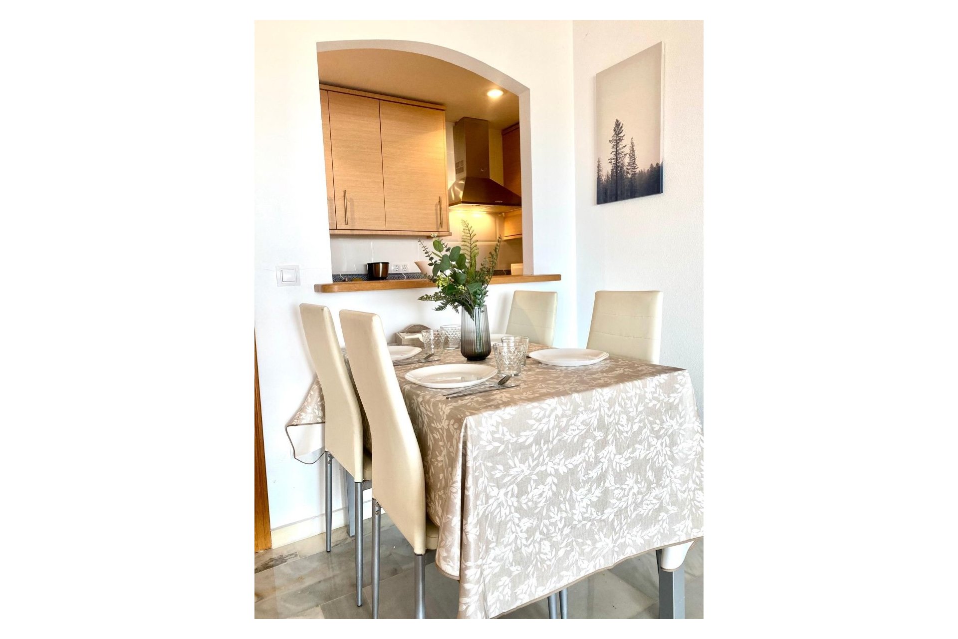 ﻿Amplio apartamento de 2 dormitorios con gran terraza y piscina en Mutxamel, Costa Blanca