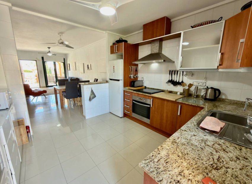 ﻿Elegant 2-bedroom apartment in Ciudad Quesada with a pool and garden