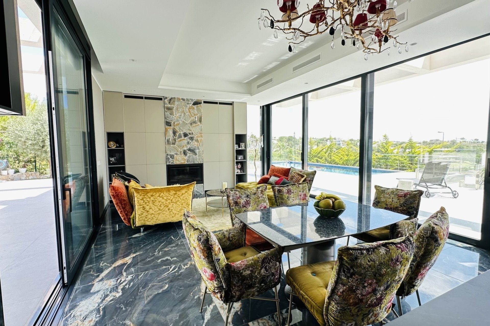 ﻿Luxury 6-bedroom villa with golf views in Dehesa de Campoamor