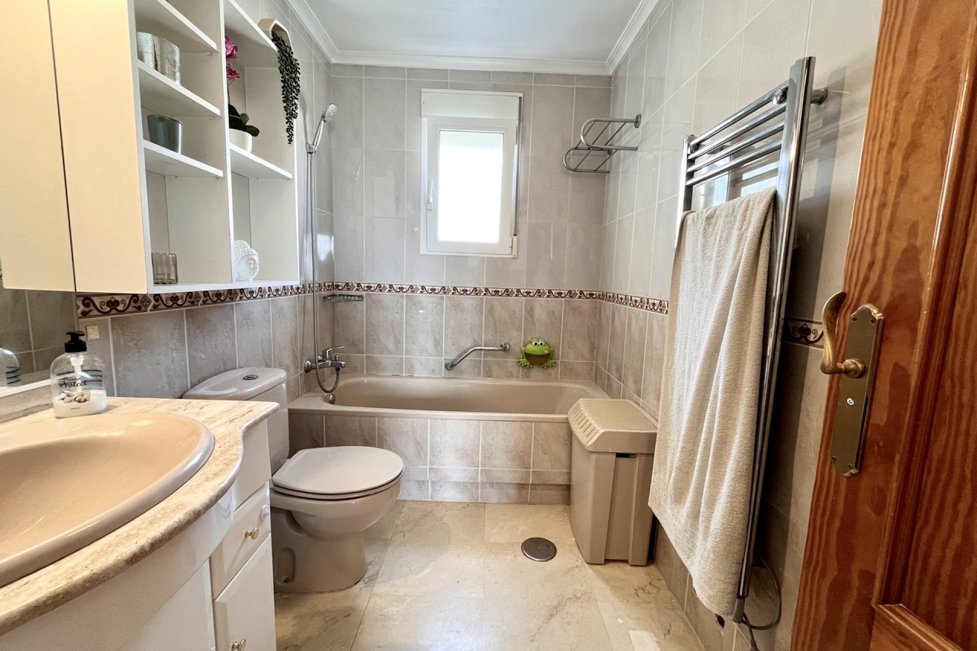 ﻿Luxury villa with panoramic views and a large lot in San Miguel de Salinas