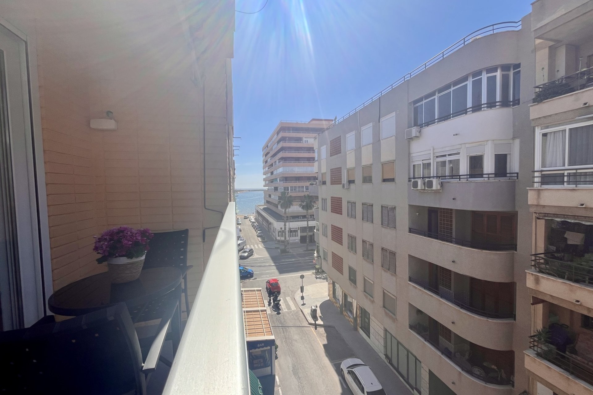 ﻿Modern 3-bedroom apartment with ocean views in a prime location in Torrevieja