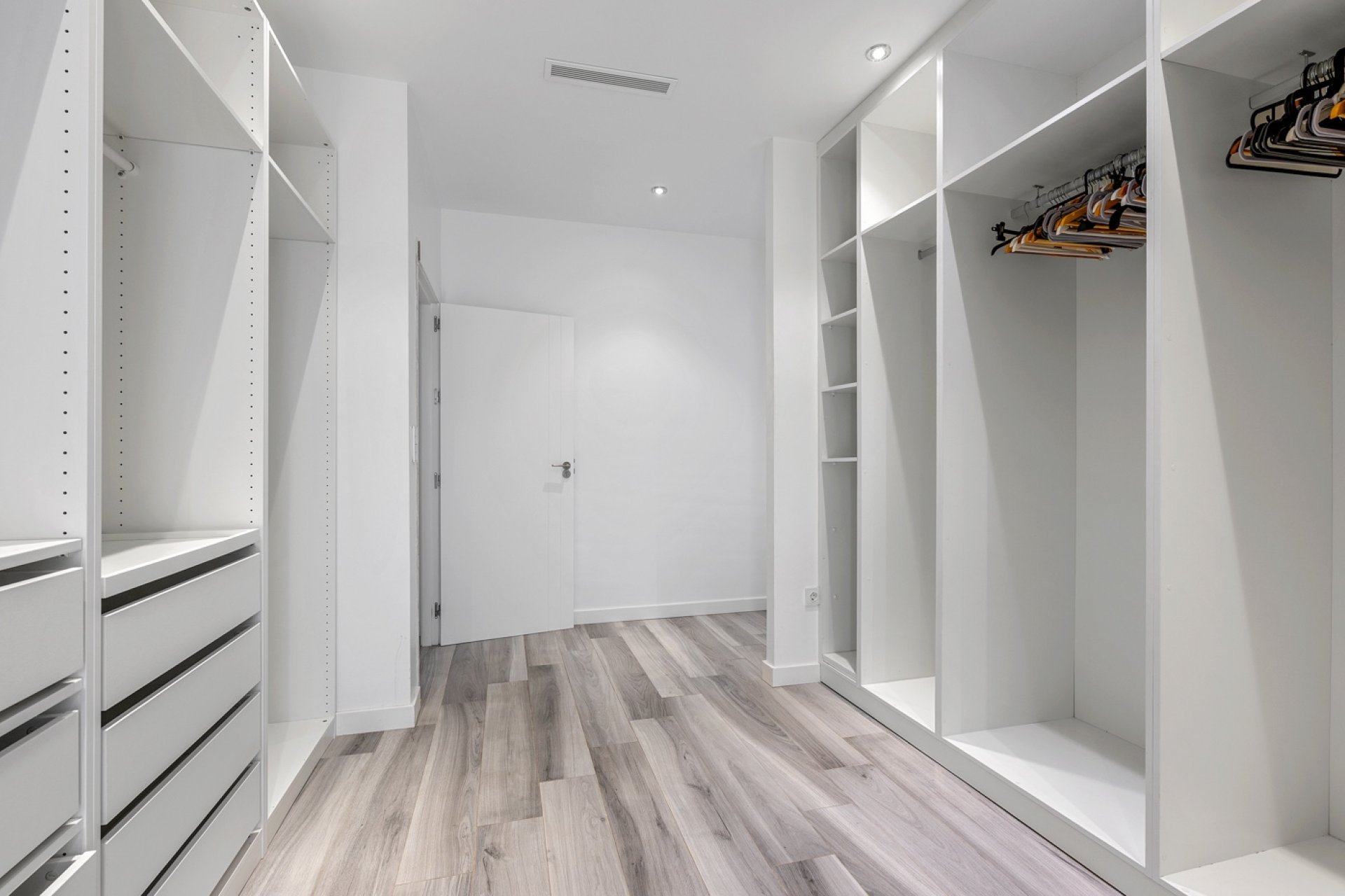 ﻿Modern villa with private pool, views, and luxury finishes in Algorfa, Alicante