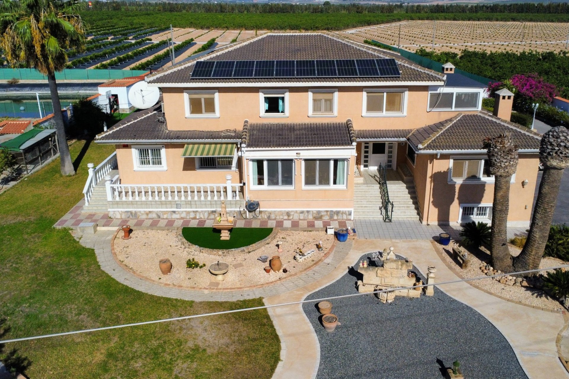 ﻿Unique 5-bedroom finca with a private pool and mountain views in San Miguel de Salinas