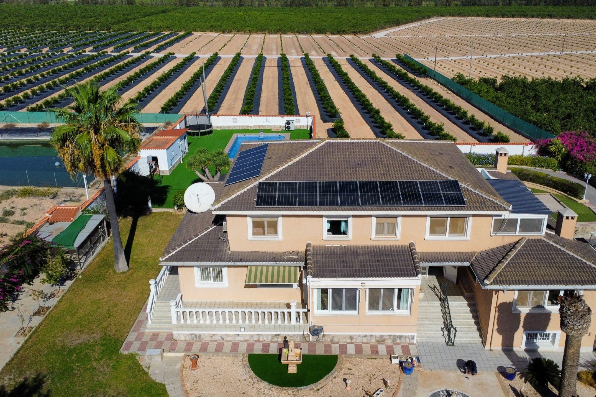 ﻿Unique 5-bedroom finca with a private pool and mountain views in San Miguel de Salinas