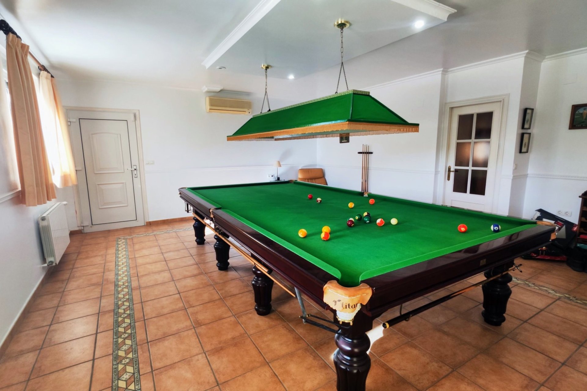 ﻿Unique 5-bedroom finca with a private pool and mountain views in San Miguel de Salinas