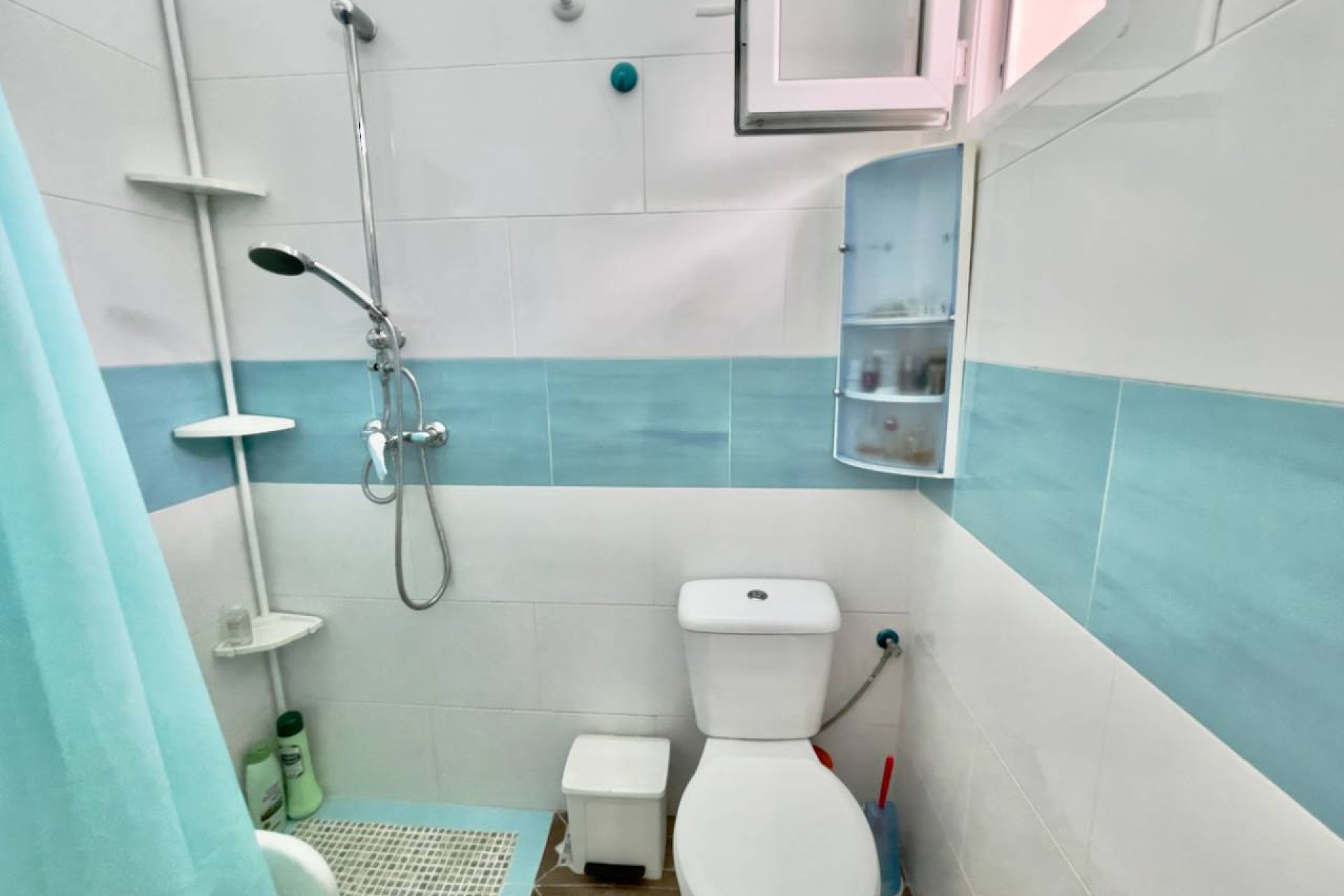 ﻿Unique finca for sale in Orihuela with 8 bedrooms, a private pool, and a large lot