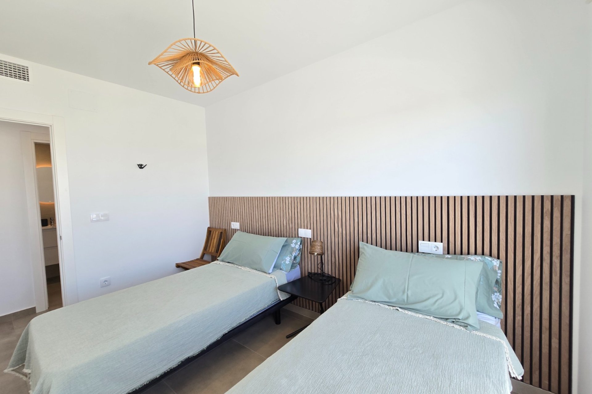 Instapklaar appartement met 2 slaapkamers in Santa Rosalia, Costa Blanca