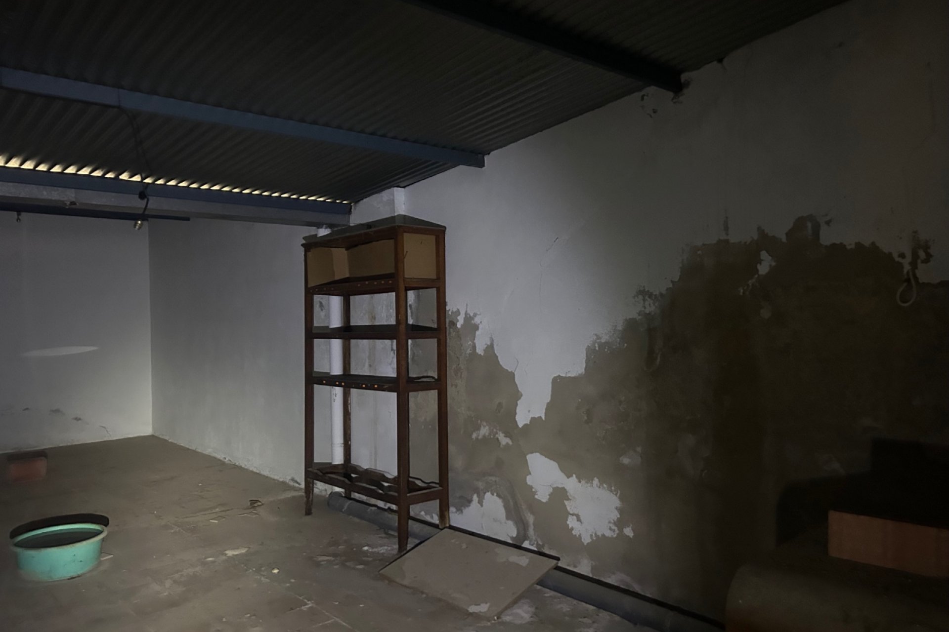 Local comercial en venta en Jacarilla – 160 m²: oportunidad de inversión para reformar