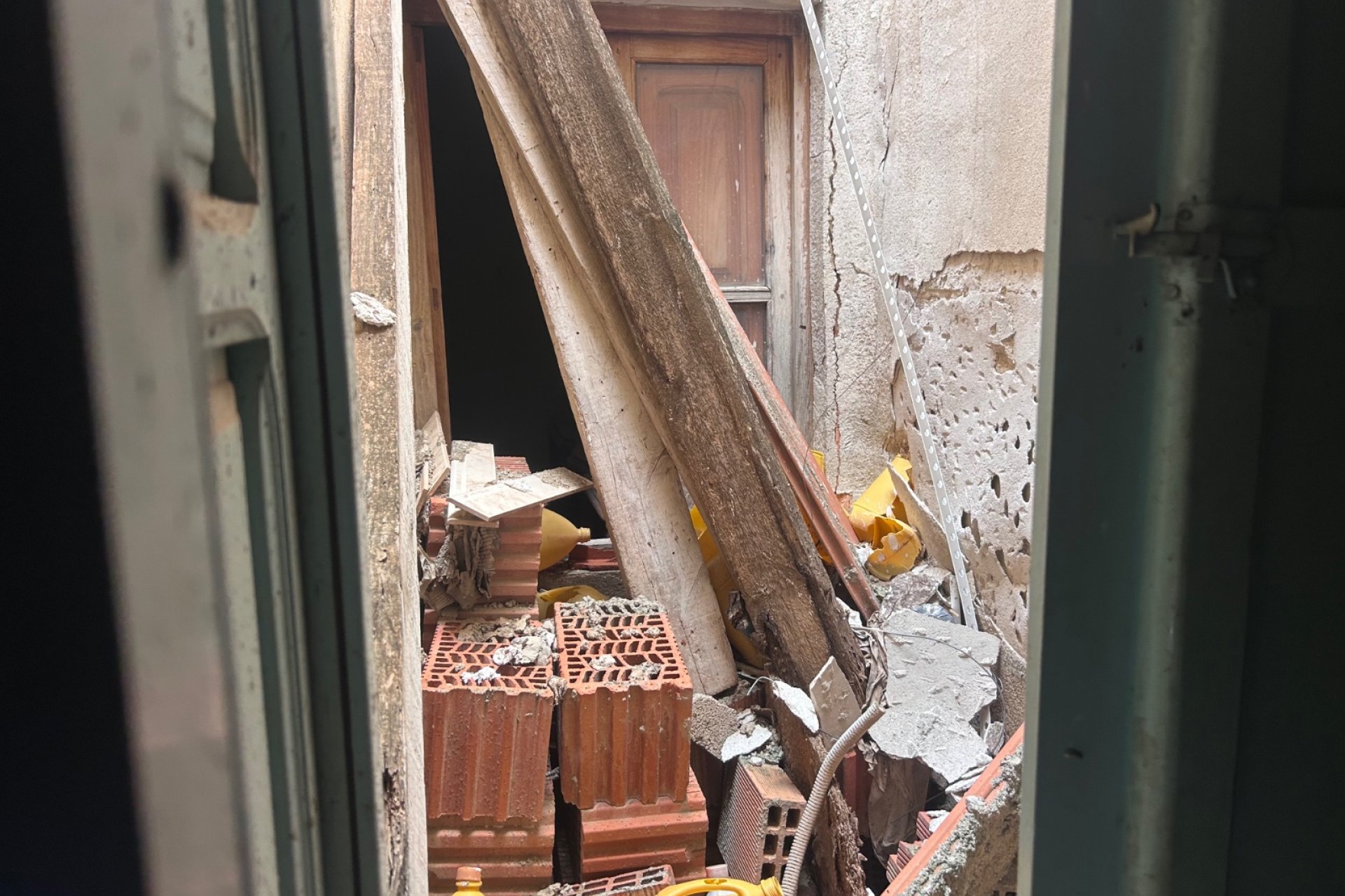 Local comercial en venta en Jacarilla – 160 m²: oportunidad de inversión para reformar