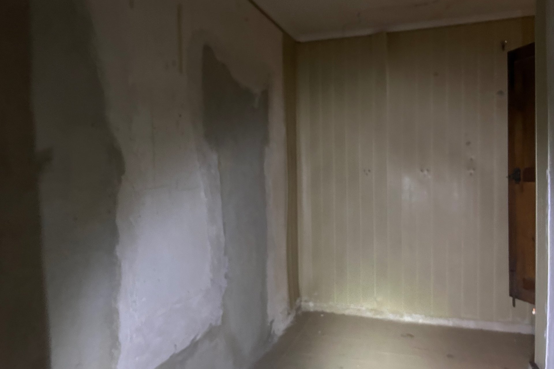 Local comercial en venta en Jacarilla – 160 m²: oportunidad de inversión para reformar