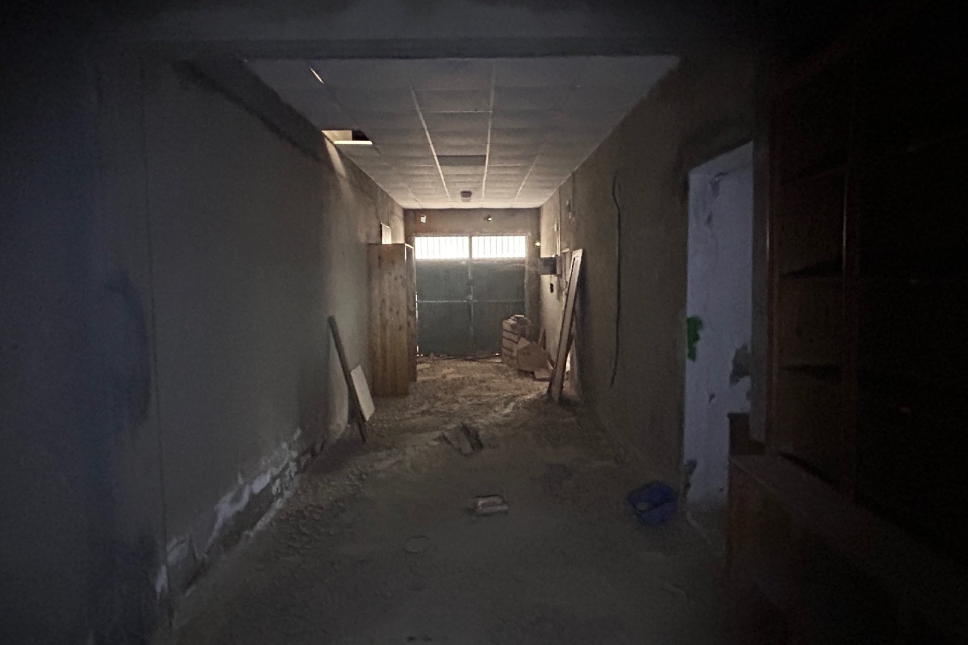 Local comercial en venta en Jacarilla – 160 m²: oportunidad de inversión para reformar