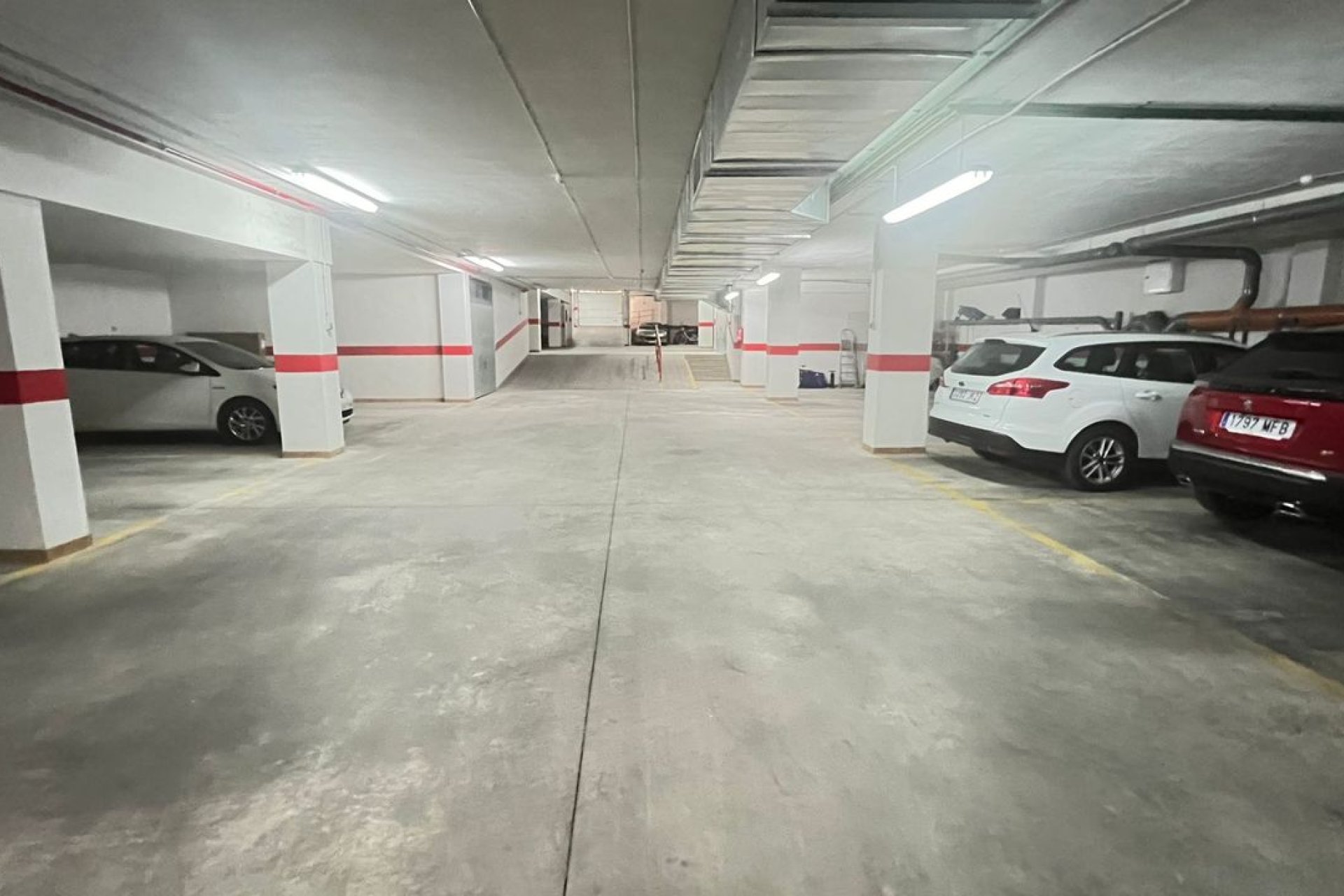 Luxe 3-4 slaapkamer appartement met groot terras en zwembaden in Orihuela Costa